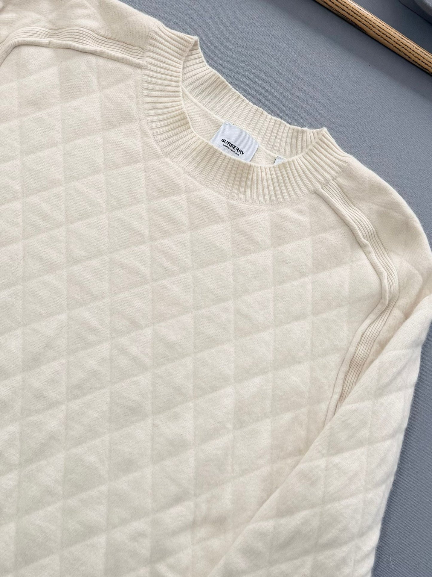 Burberry Diamond Quilted Wool Knit Sweater – Cream (Size L, UK10–12)