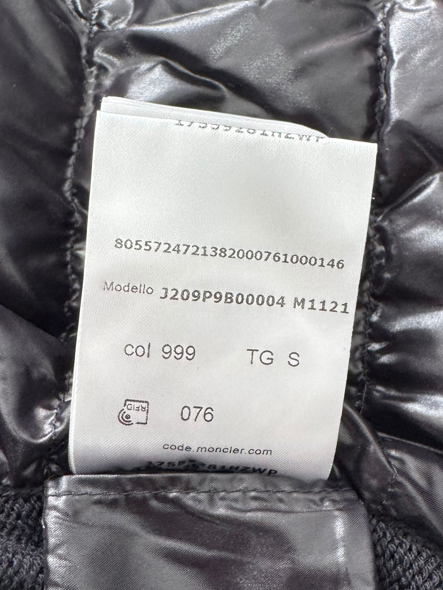 Moncler Tricot Black Down Cardigan - Small - 21'' PTP