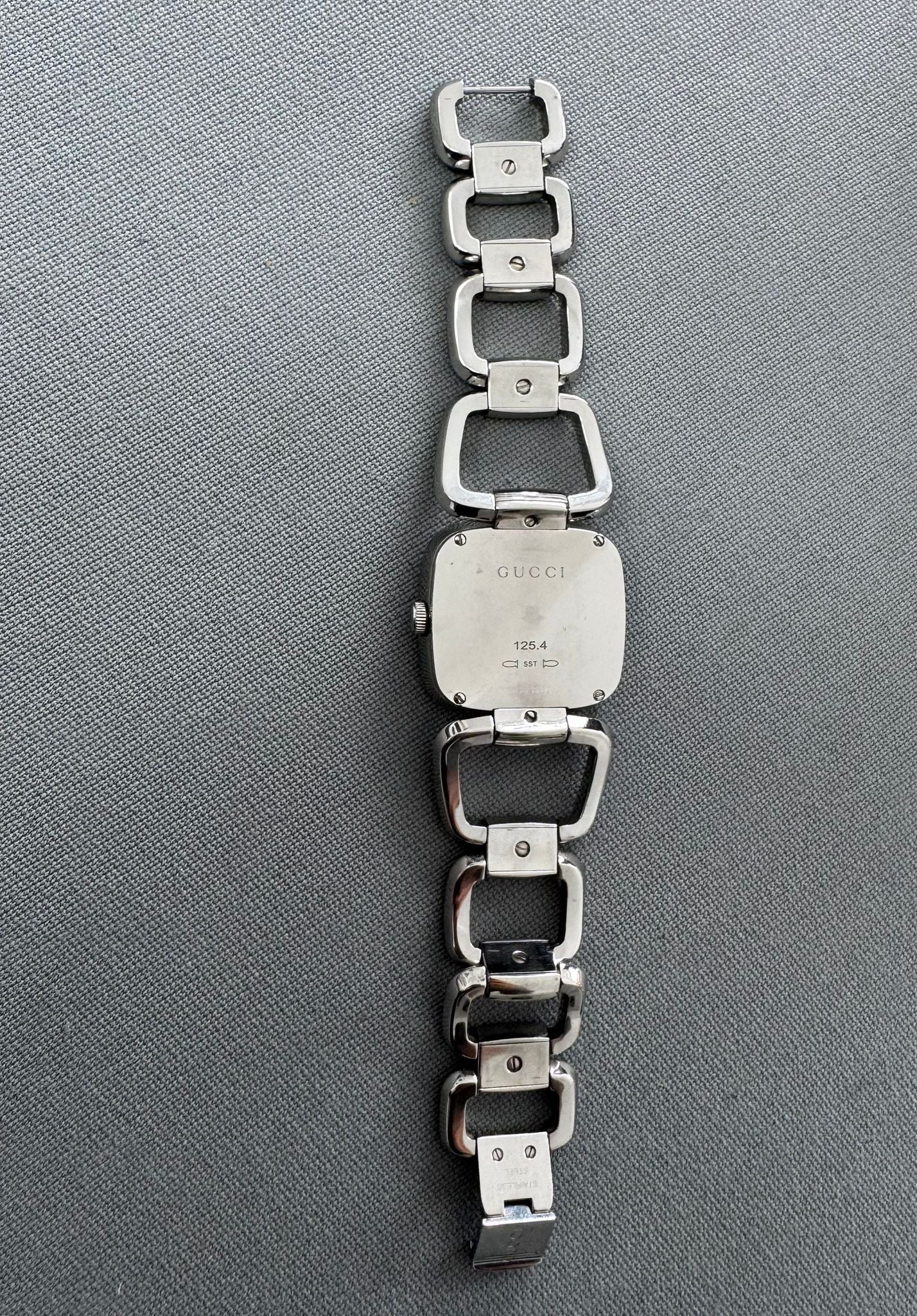 Gucci Champagne Dial Stainless Steel Ladies Watch 125.4