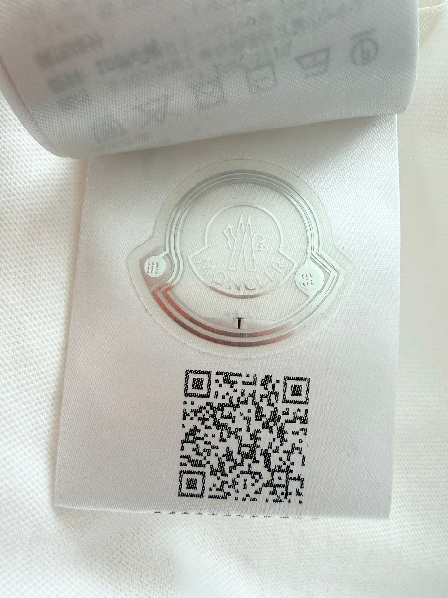 Moncler Leather Logo Patch Cotton T-Shirt - Large 23.5''ptp