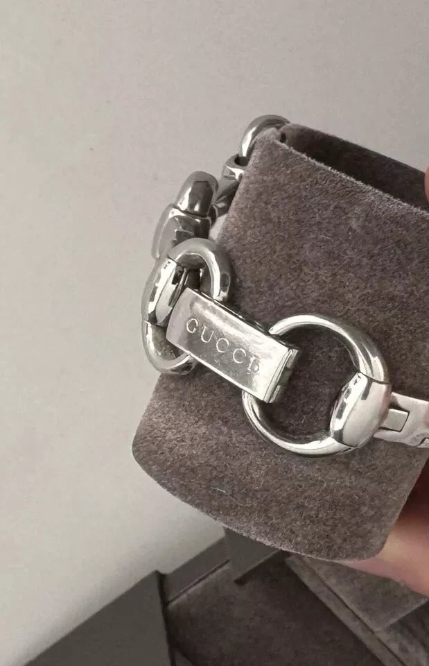 Gucci Women's Quartz Watch Horse Bit White Face - Silver - 116.3 - Boxed