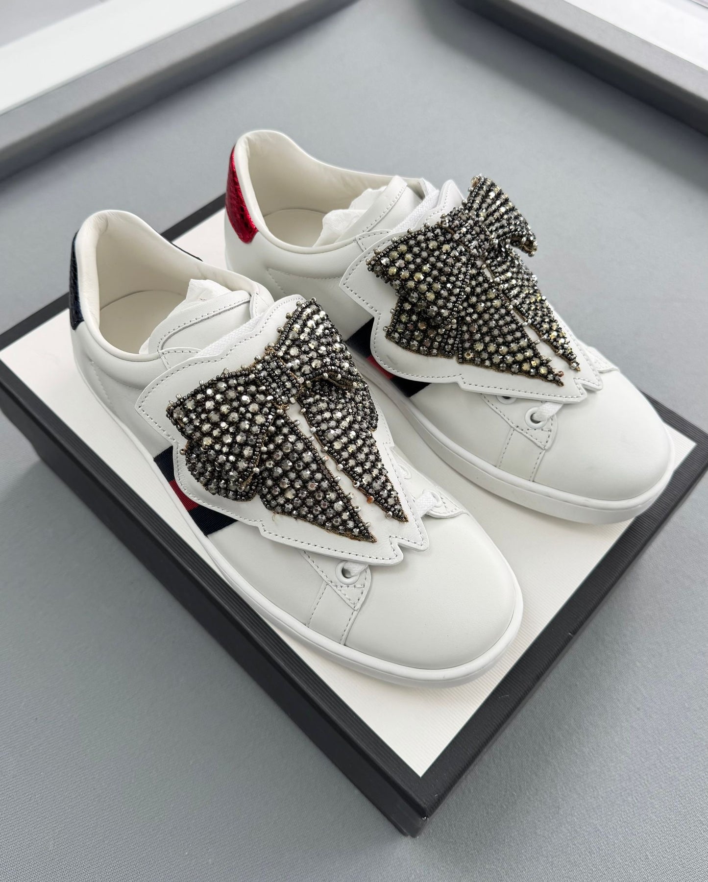 Gucci White Crystal Bow Ace Sneakers Size: UK 4(EU37)
