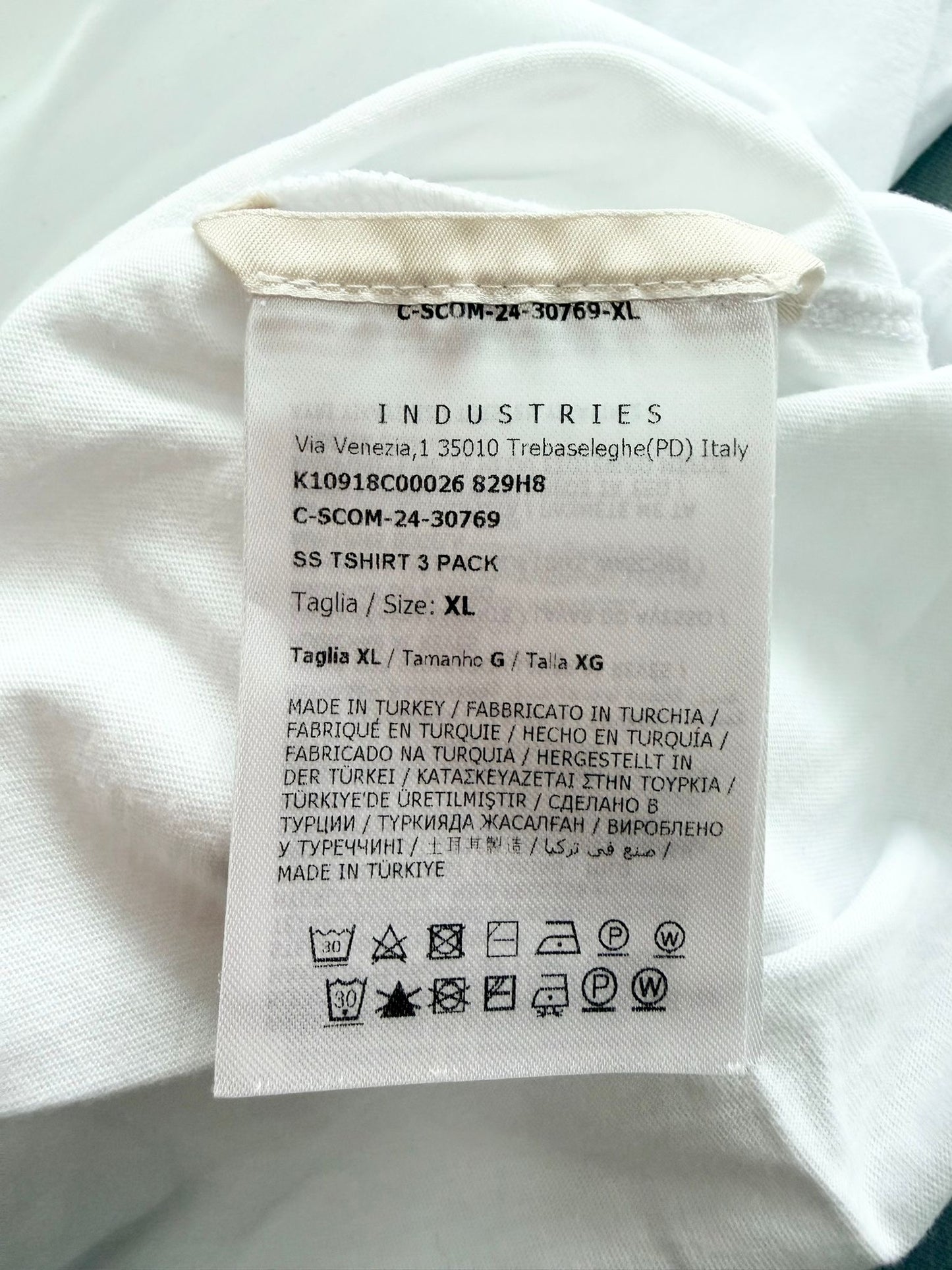 Moncler White Cotton Logo Round Neck TShirt - XL (22''ptp)