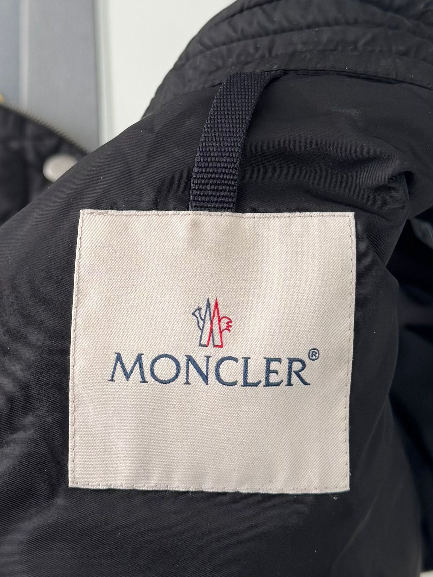 Moncler Black Roy Gilet - Size 2 (Medium) (21” PTP)