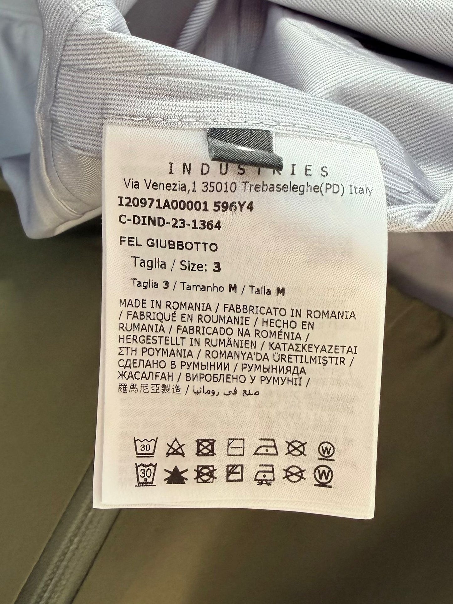 Moncler Fel Grenoble Gortex Khaki Jacket - Size: 3 (26'' ptp)