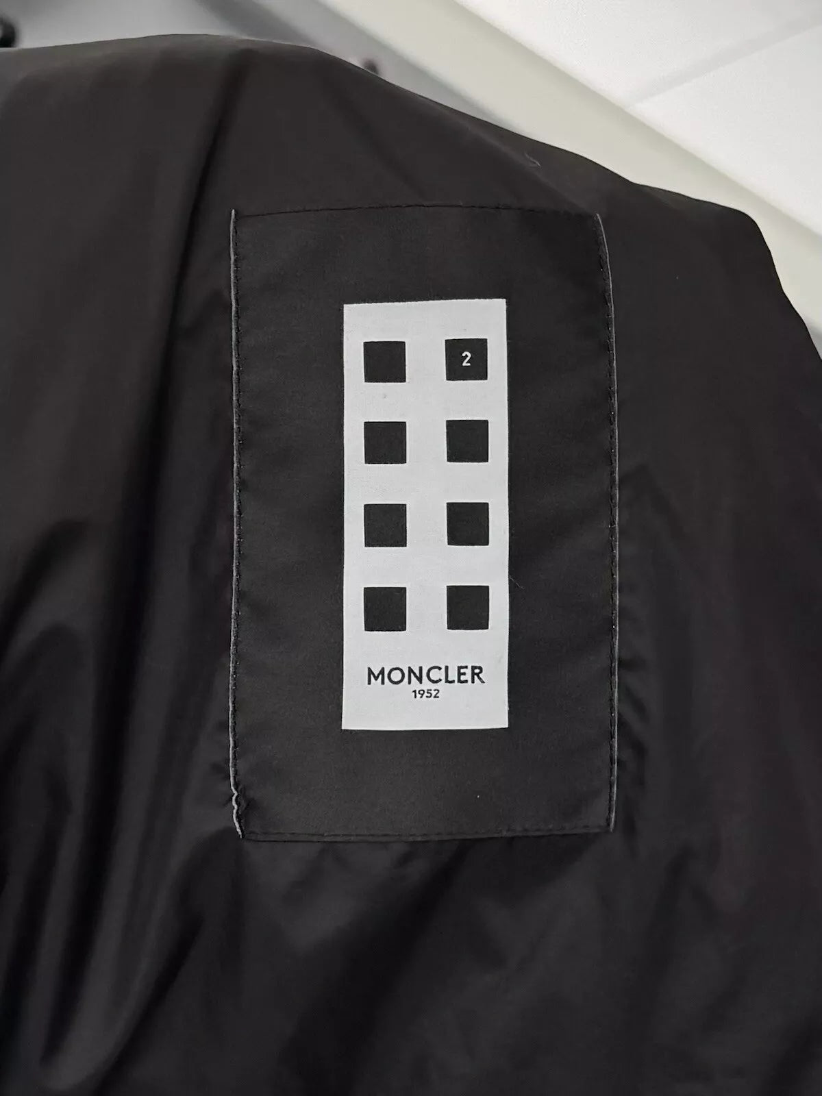 Moncler 1952 Helfferich Black Down Jacket - Size 4 - PTP 24”