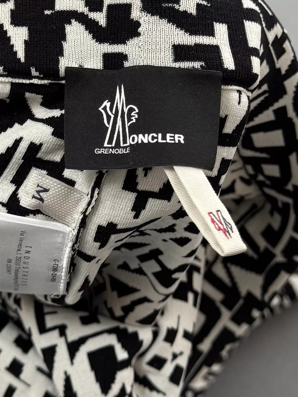 Moncler Apres Ski Logo Print Thermal Grenoble Leggings - Size M (10-12)