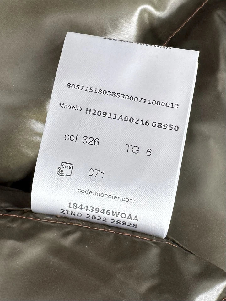 Moncler Orange Bormes Gilet - Size 6 (XL /XXL) 26” PTP