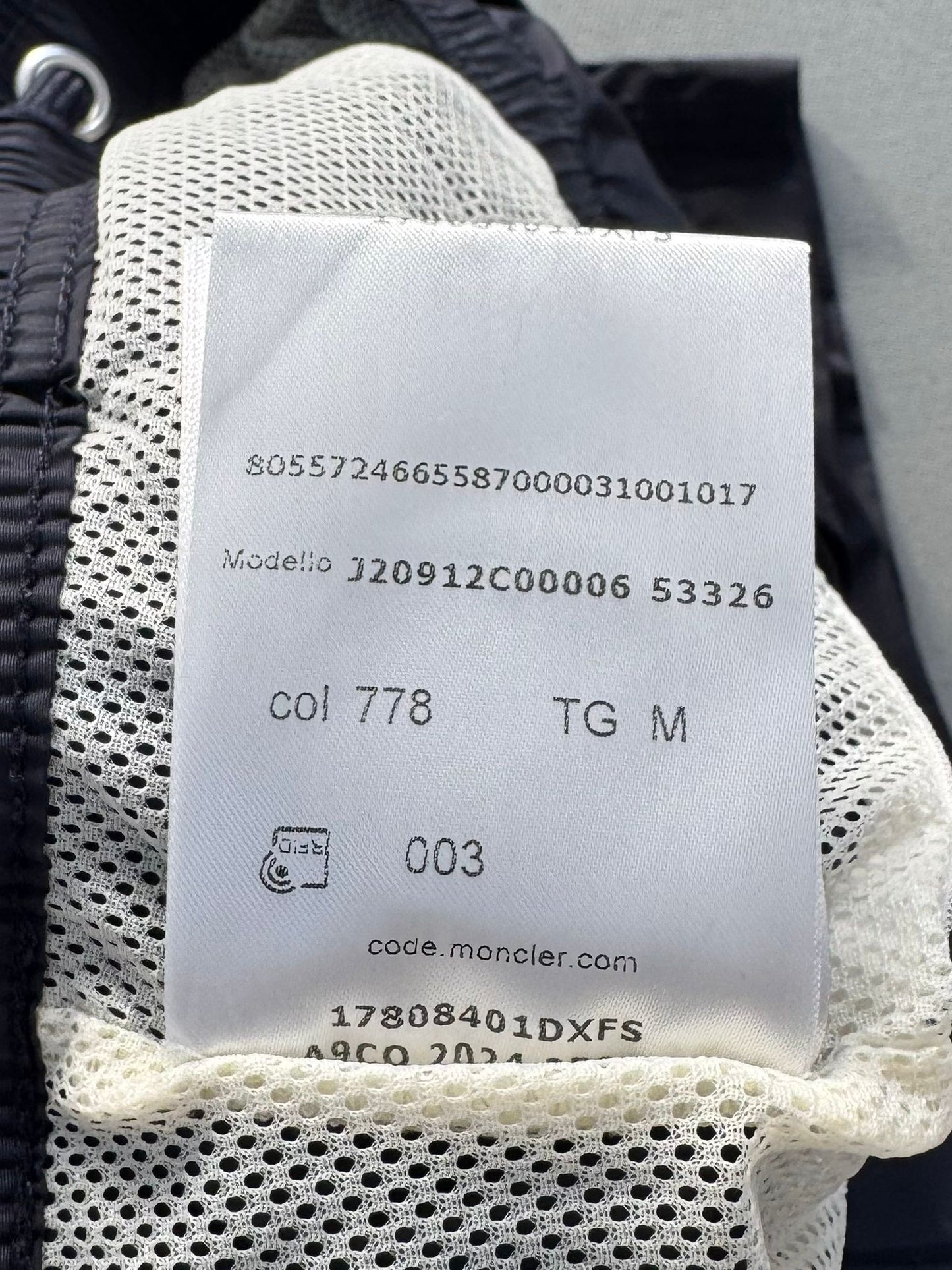 Moncler Navy Logo-Appliquéd Striped Swim Shorts - Size: Medium (Fits 32-34'' waist)