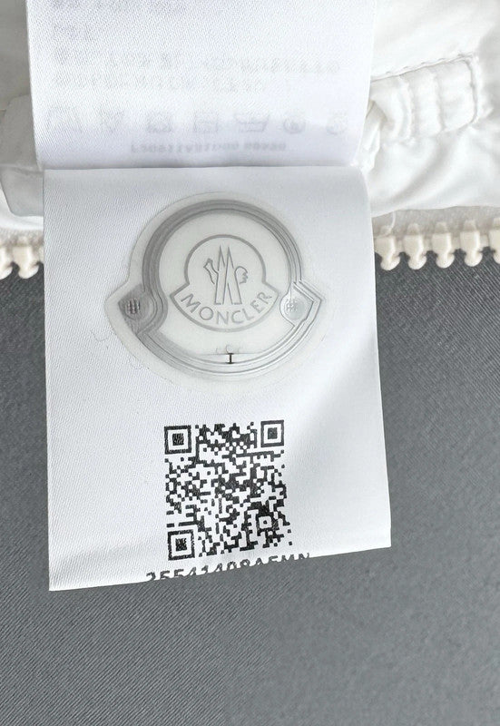 Moncler Monginevro Down Red Gilet - Size 2( Medium/Large ) 23” PTP