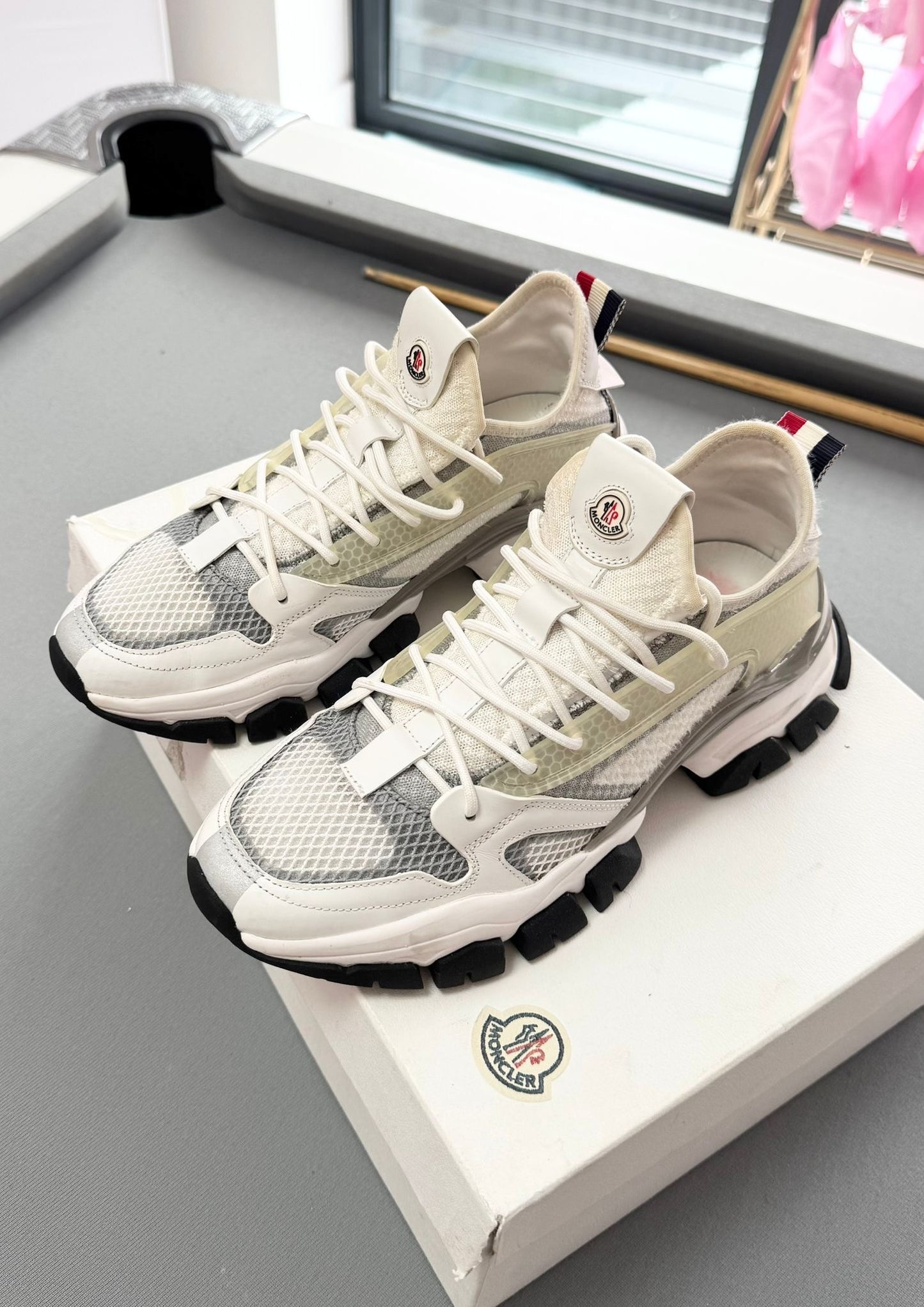 Moncler White & Grey Trevor Trainers - Size: 6 (EU39)