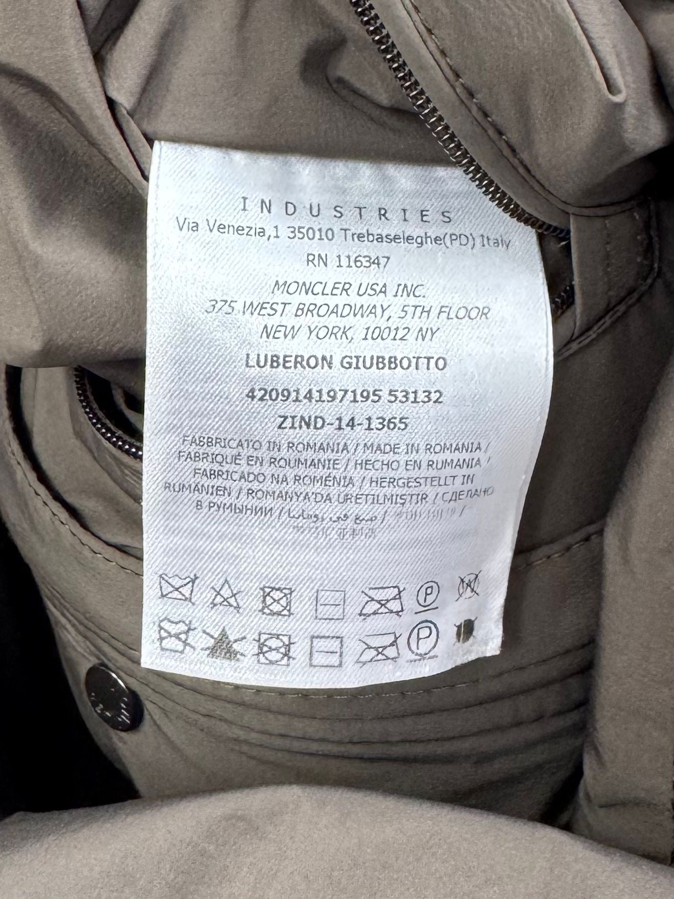 Moncler Laberon Down Jacket - Khaki - Size 3 (22''ptp)