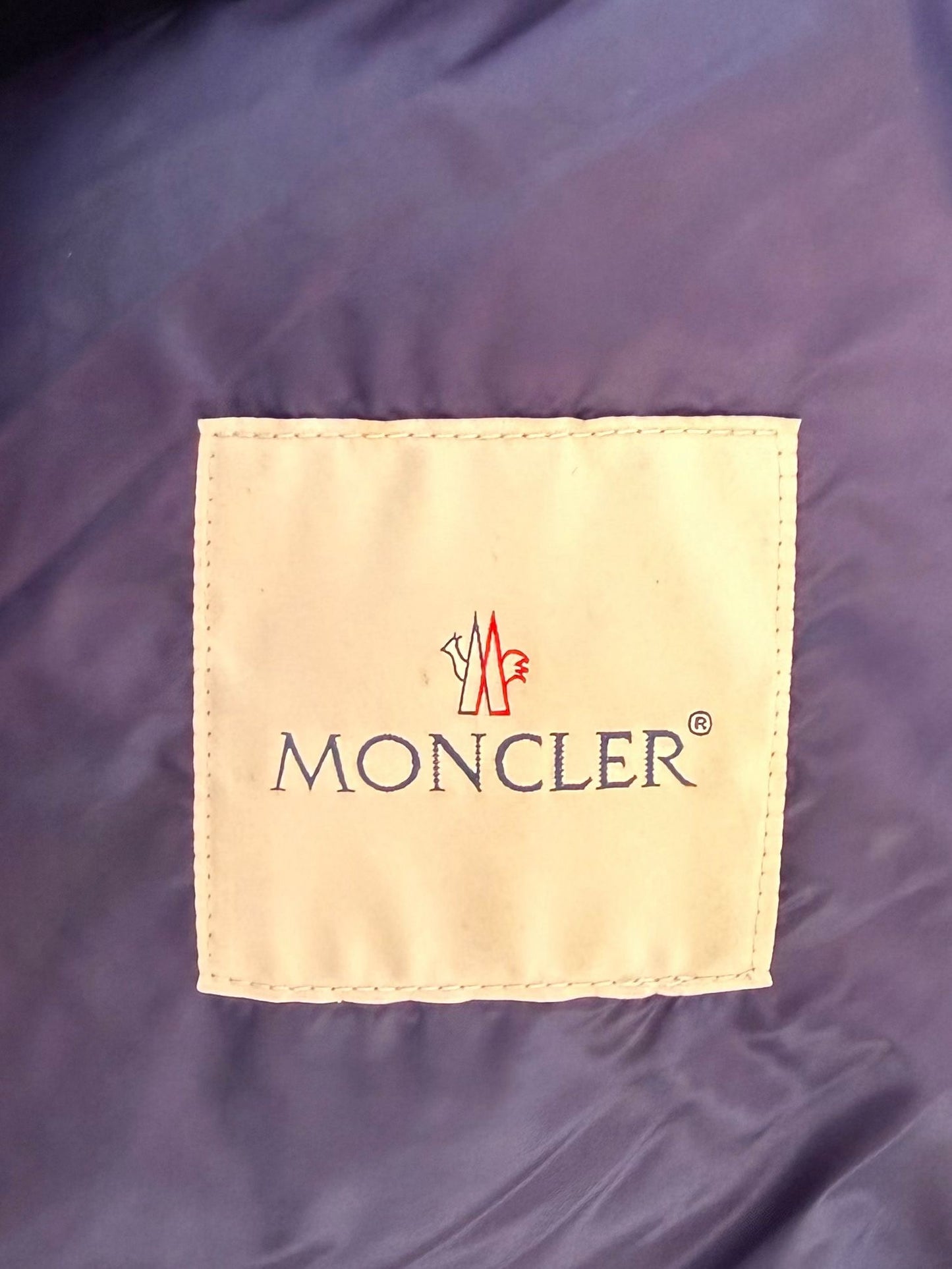 Moncler Red Billecart Down Puffer Hooded Gilet - size 6 (25” PTP) X large