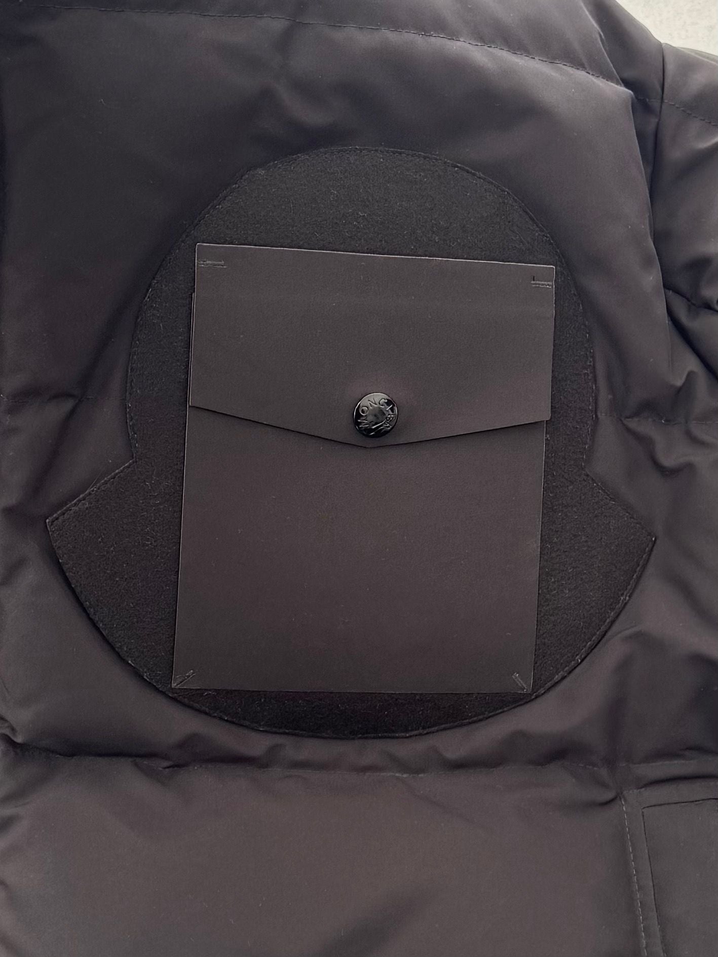 Moncler Black Ambert Puffer Coat - Size: 5(25.5''PTP)