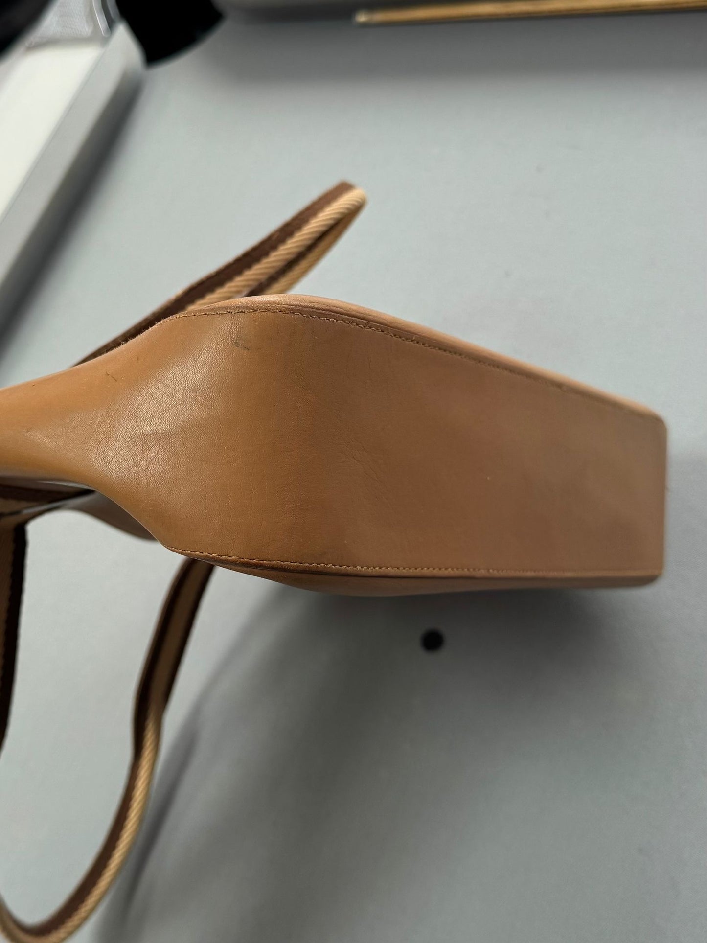 Gucci Tan Web Leather Tote