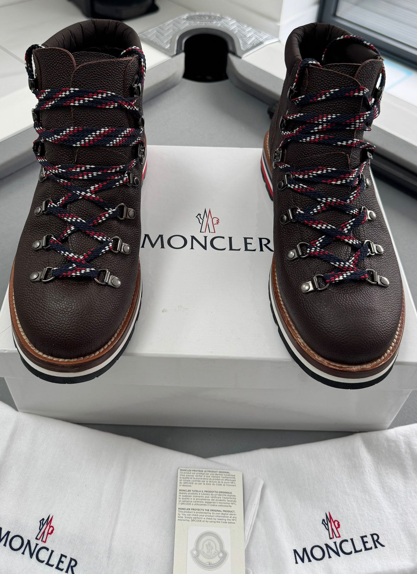 Moncler Brown Leather Mountain Peak Boots - UK9 (EU43)