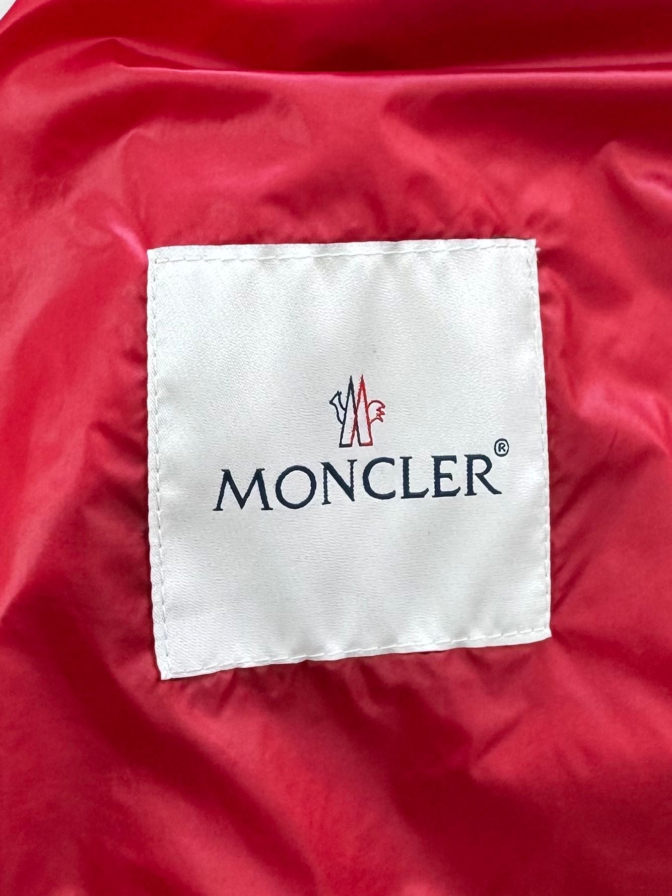 Moncler Red Gui Down Gilet - Size 4 - 22” PTP - Large
