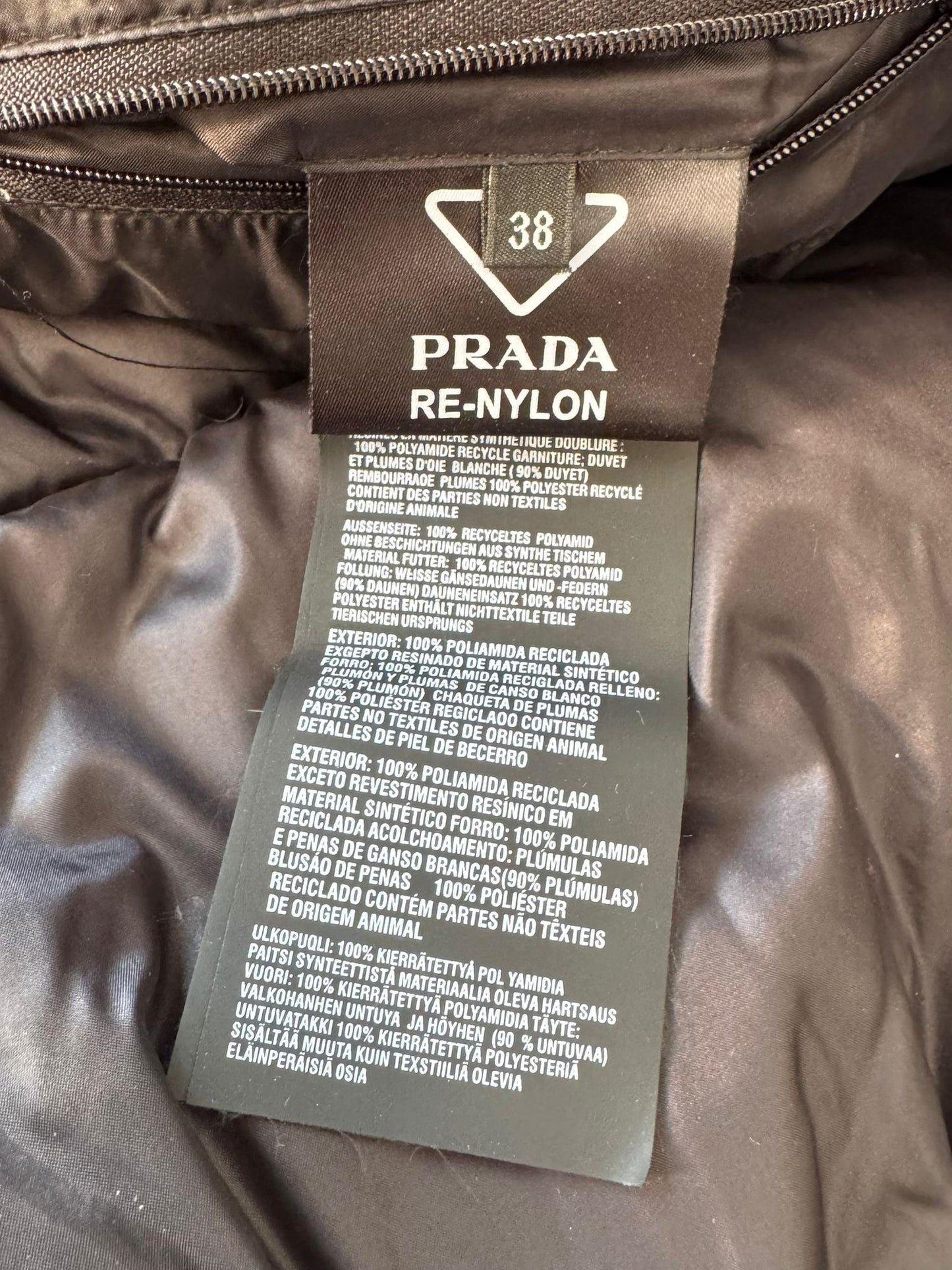 Prada Cira Cropped Puffer Jacket With Detachable Sleeves - Size UK 10-12