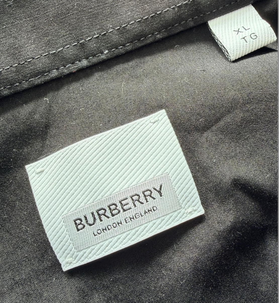 Burberry Black Logo-Embroidered Long Sleeved Shirt - XL (24''PTP)