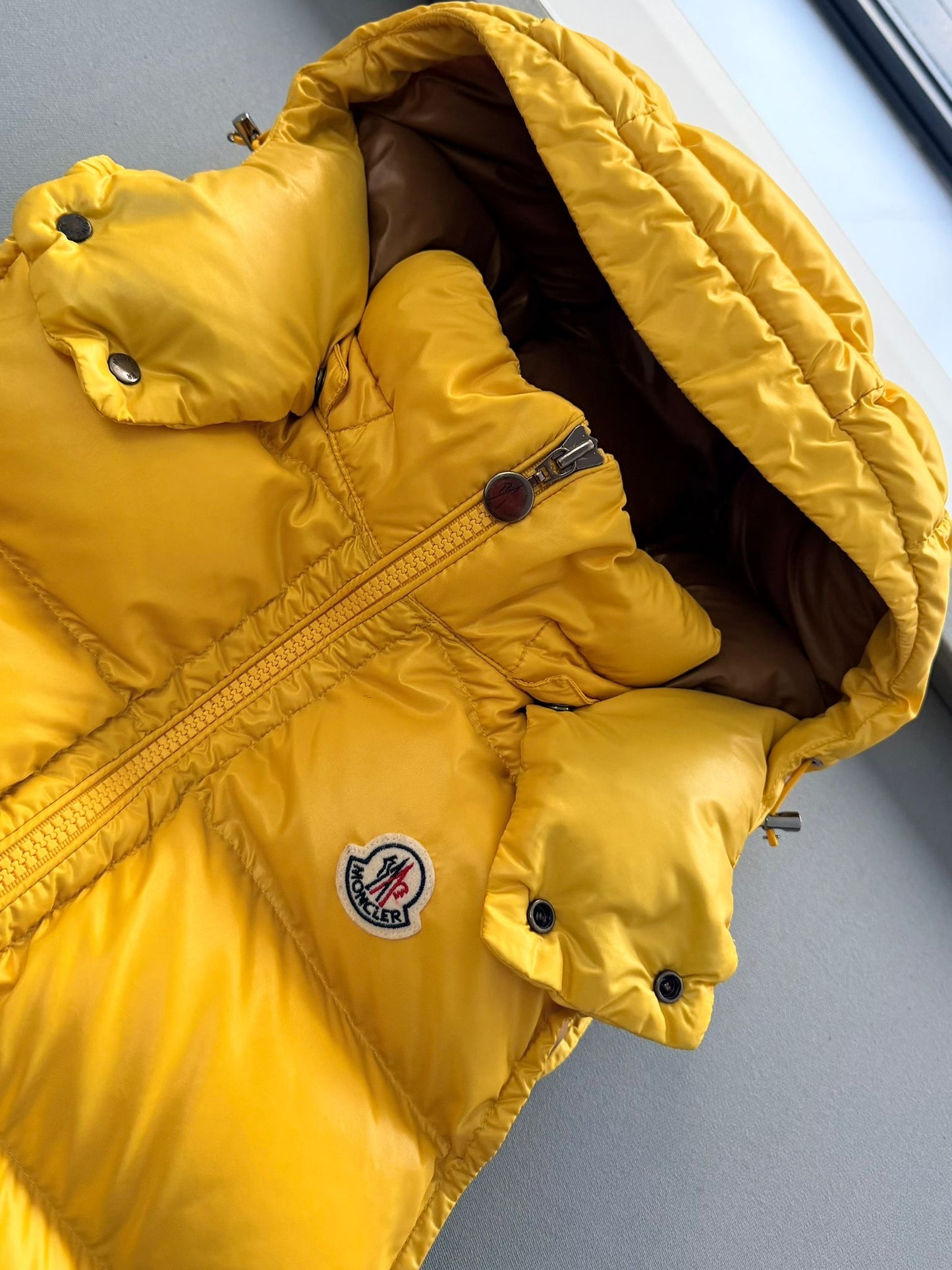 Moncler Bormes Hooded Down Gilet – Yellow