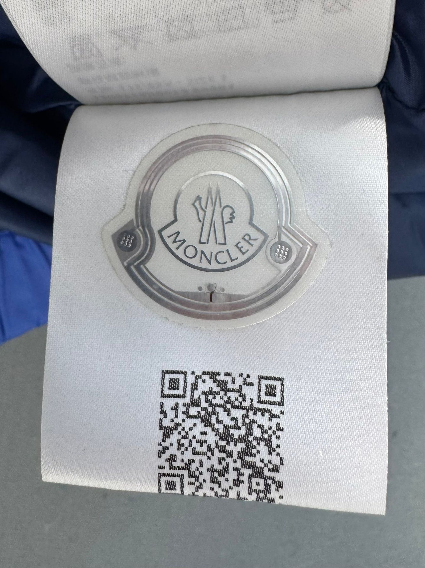 Moncler Grenoble Ollon Blue Gilet - Size: 3 (Medium) 22''ptp