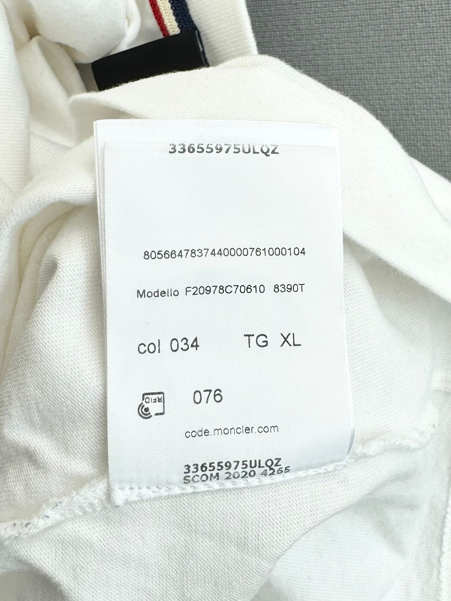 Moncler Off White Grenoble Logo Print T-Shirt - XL - 25” PTP