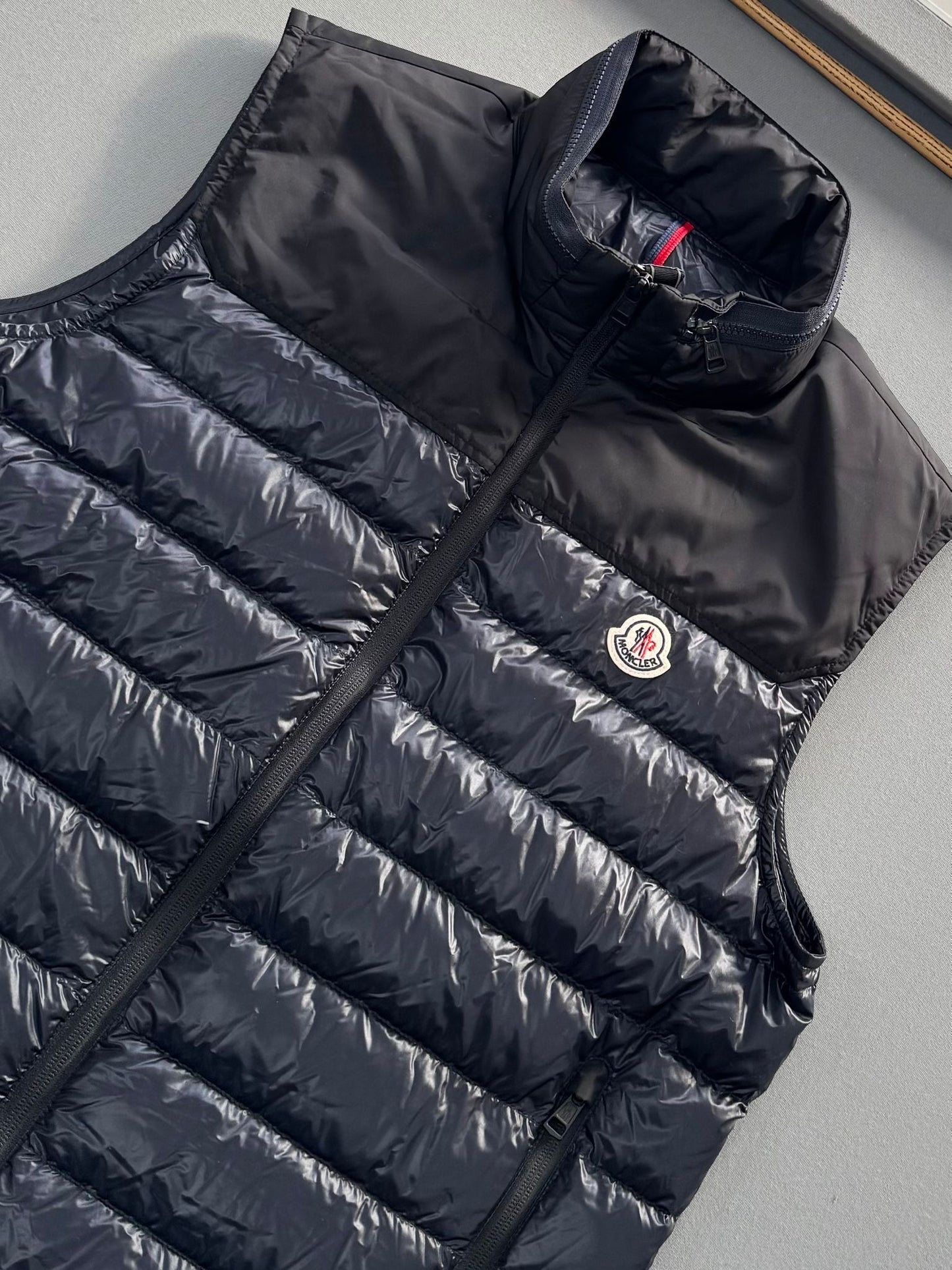 Moncler Navy Ortac Gilet - Size 4 (23.5''ptp)