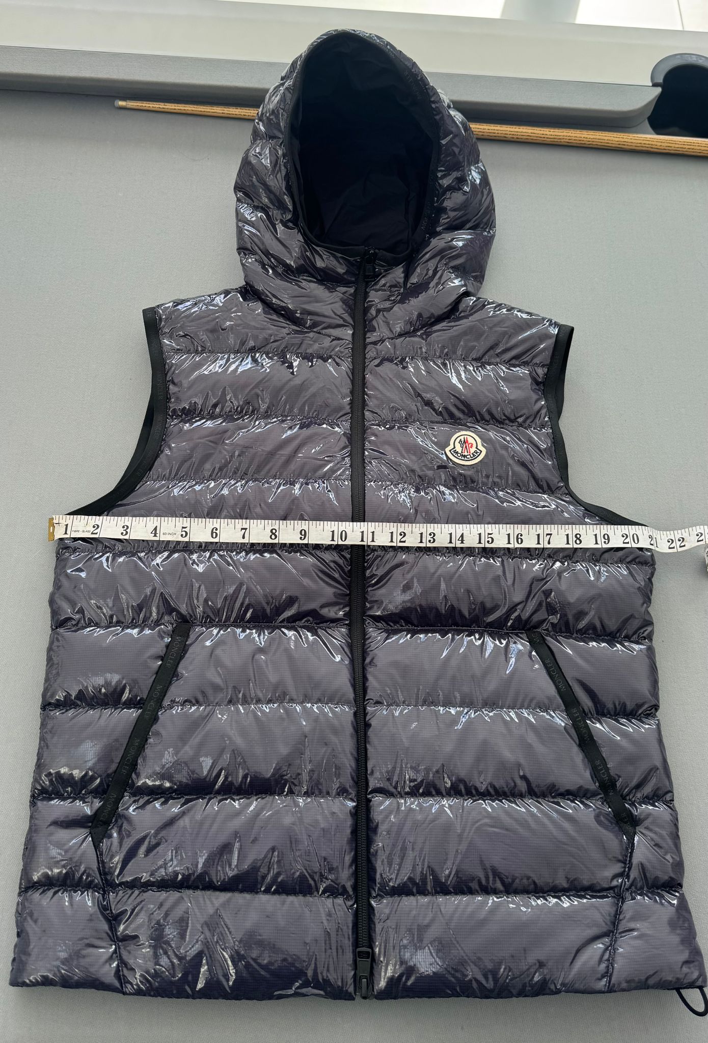 Moncler Lappe Navy Gilet - Size 1 - 21” PTP - Medium