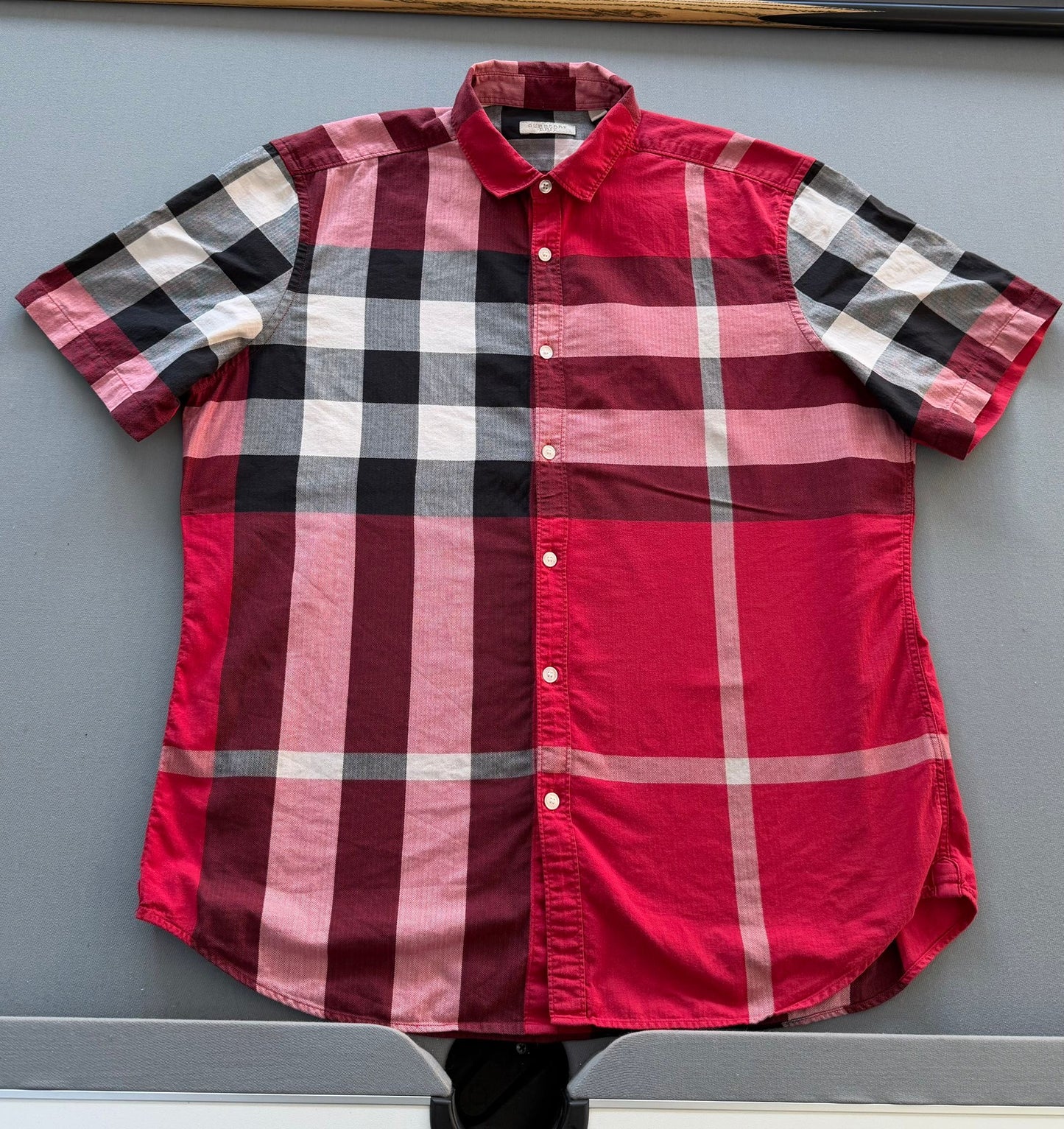 Burberry Short Sleeve Red Somerton Check Shirt - Size: XL (23.5''ptp)