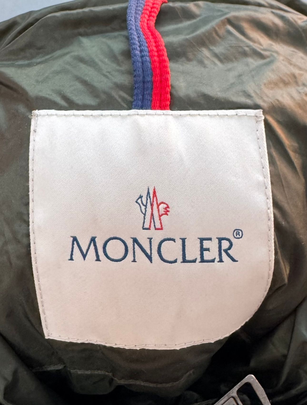 Moncler Khaki Benjamin Down Hooded Quilted Jacket - Size: Large 3 (22.5'' ptp)