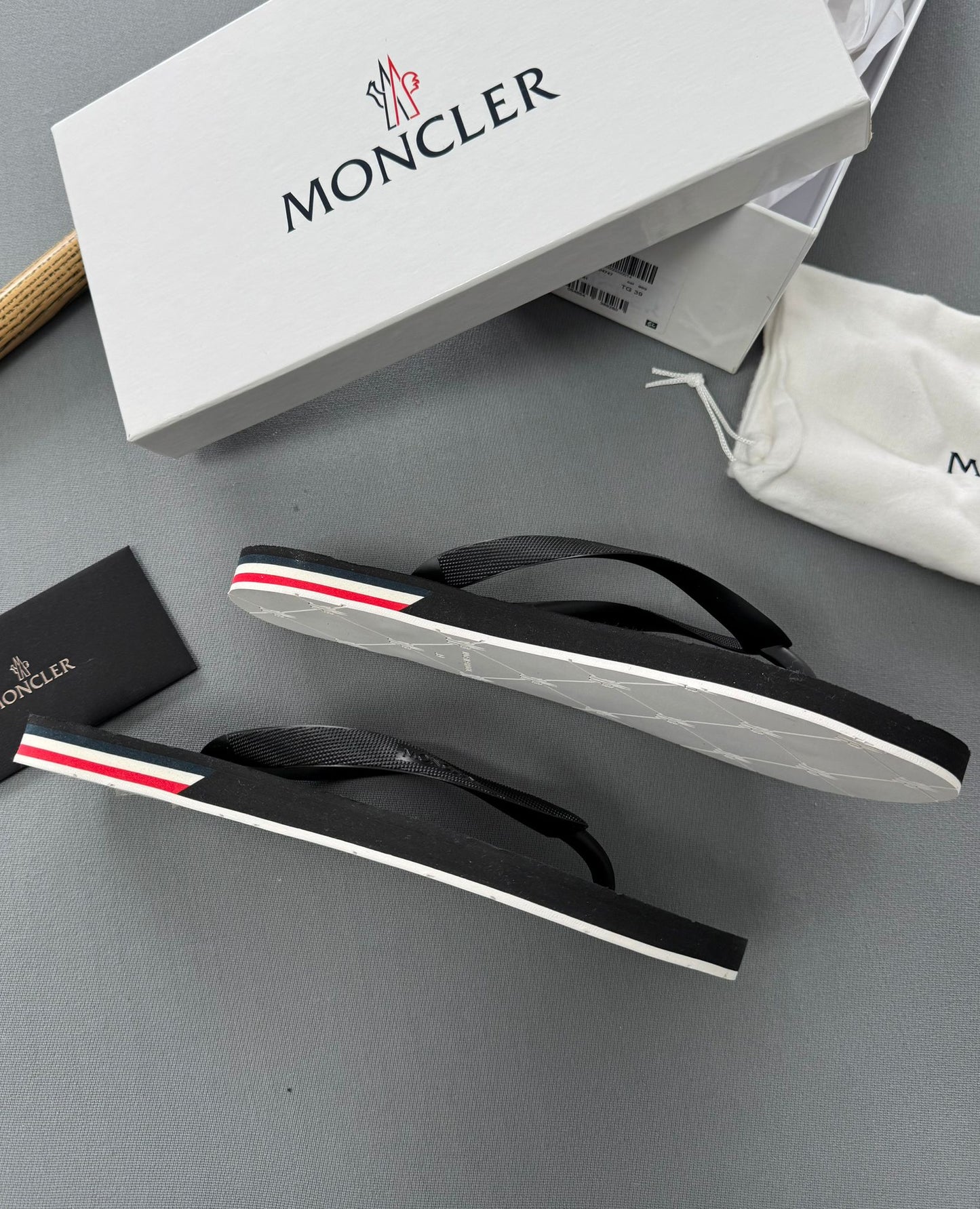 Moncler Black Flip Flops Sandals- UK 6(EU39)