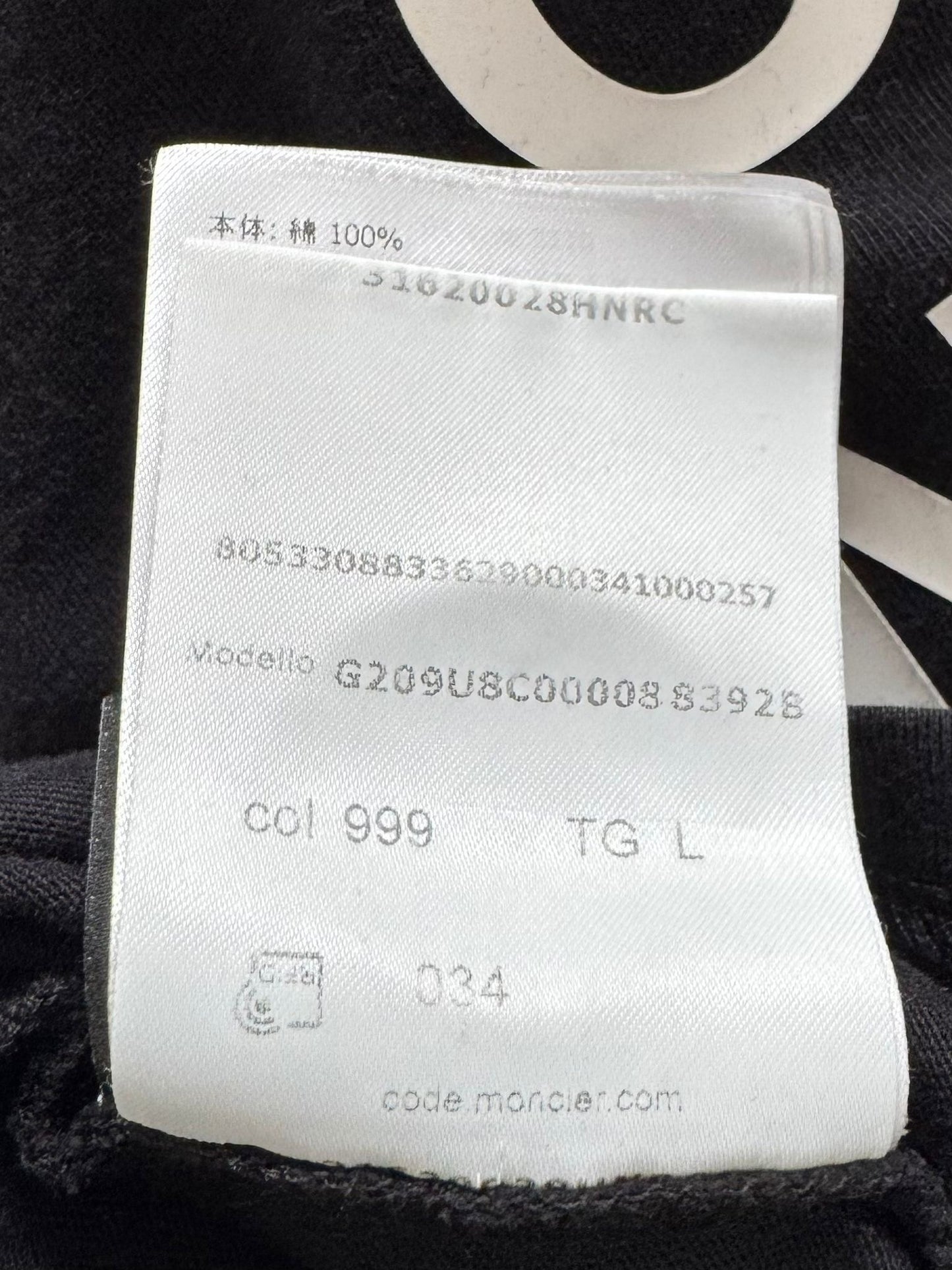 Moncler Genius Fragment ''World Of Moncler'' Black T-Shirt - Large (23''ptp)