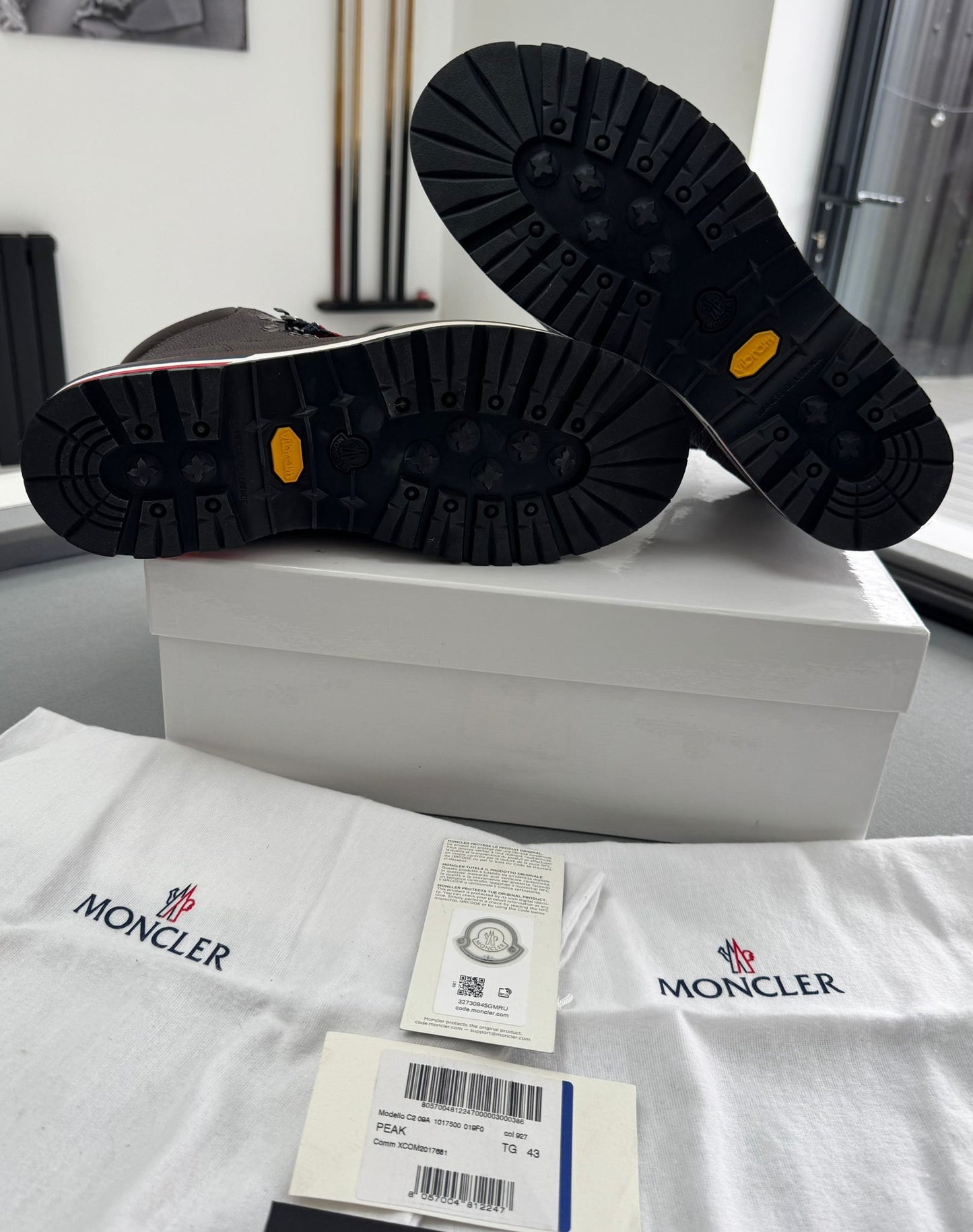 Moncler Brown Leather Mountain Peak Boots - UK9 (EU43)