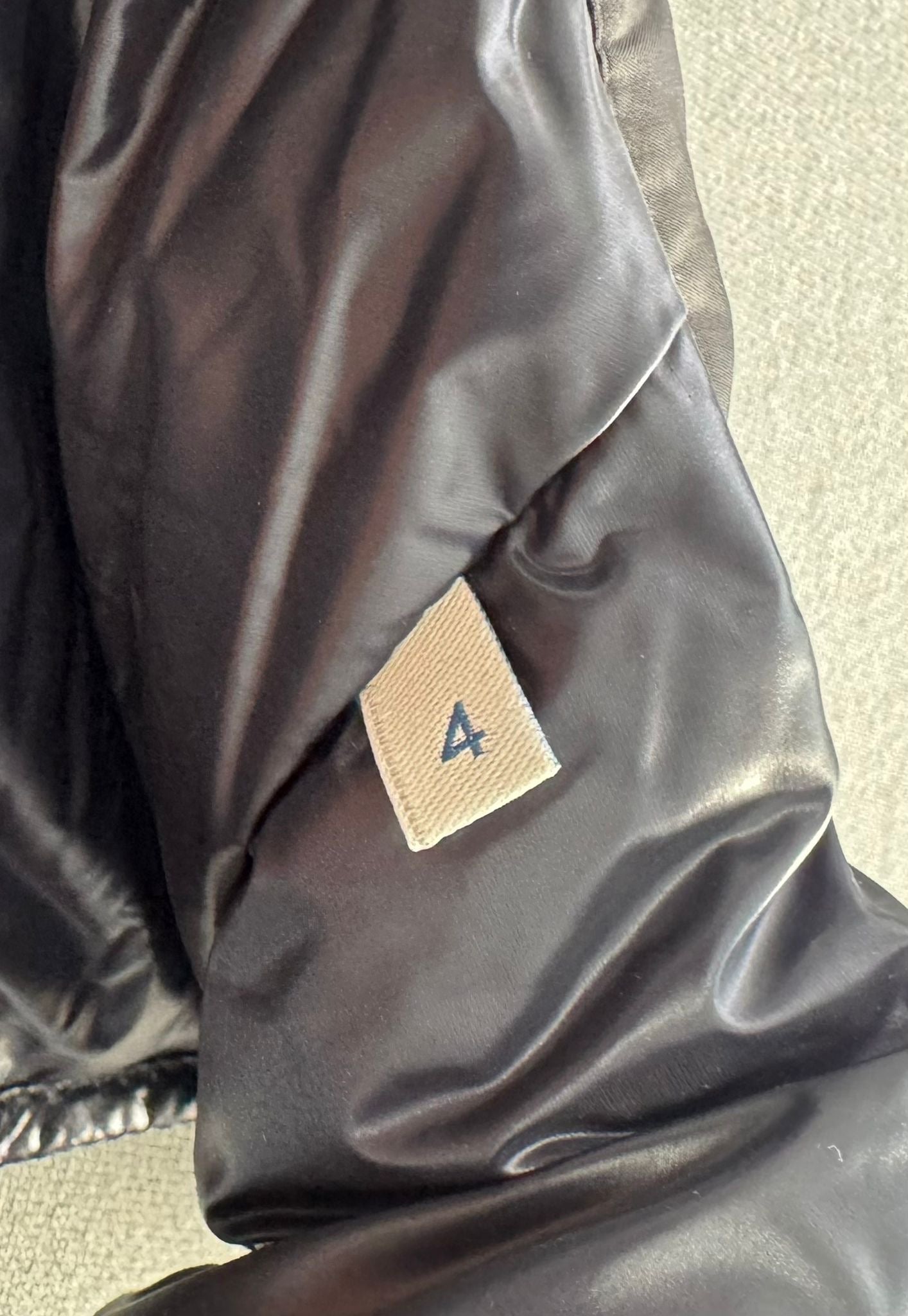 Moncler Navy Ortac Gilet - Size 4 (23.5''ptp)