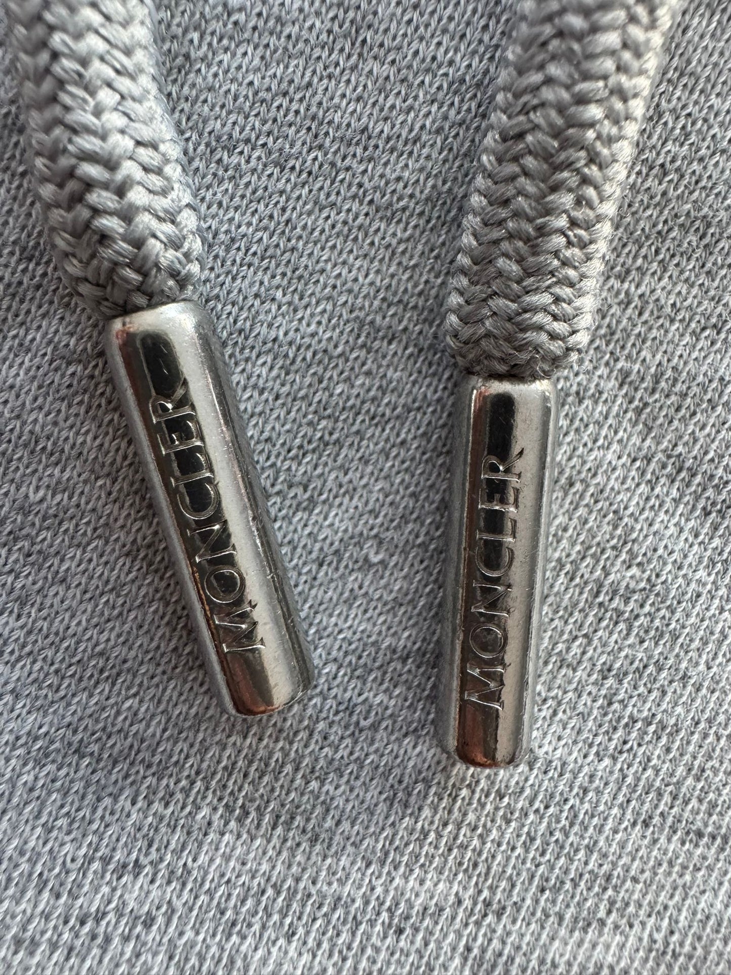 Moncler Maglia Grey Reflective Bar Hooded Sweater - Large (23''ptp)