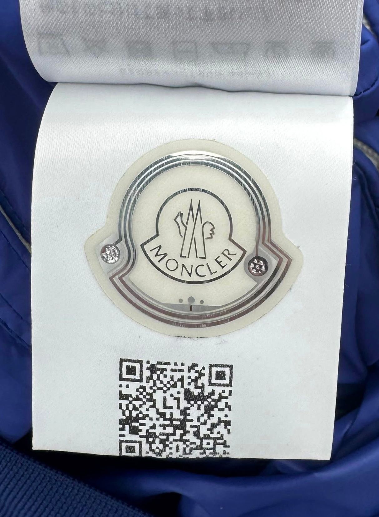 Moncler Blue Miroir Jacket - Size 4 (24” ptp)