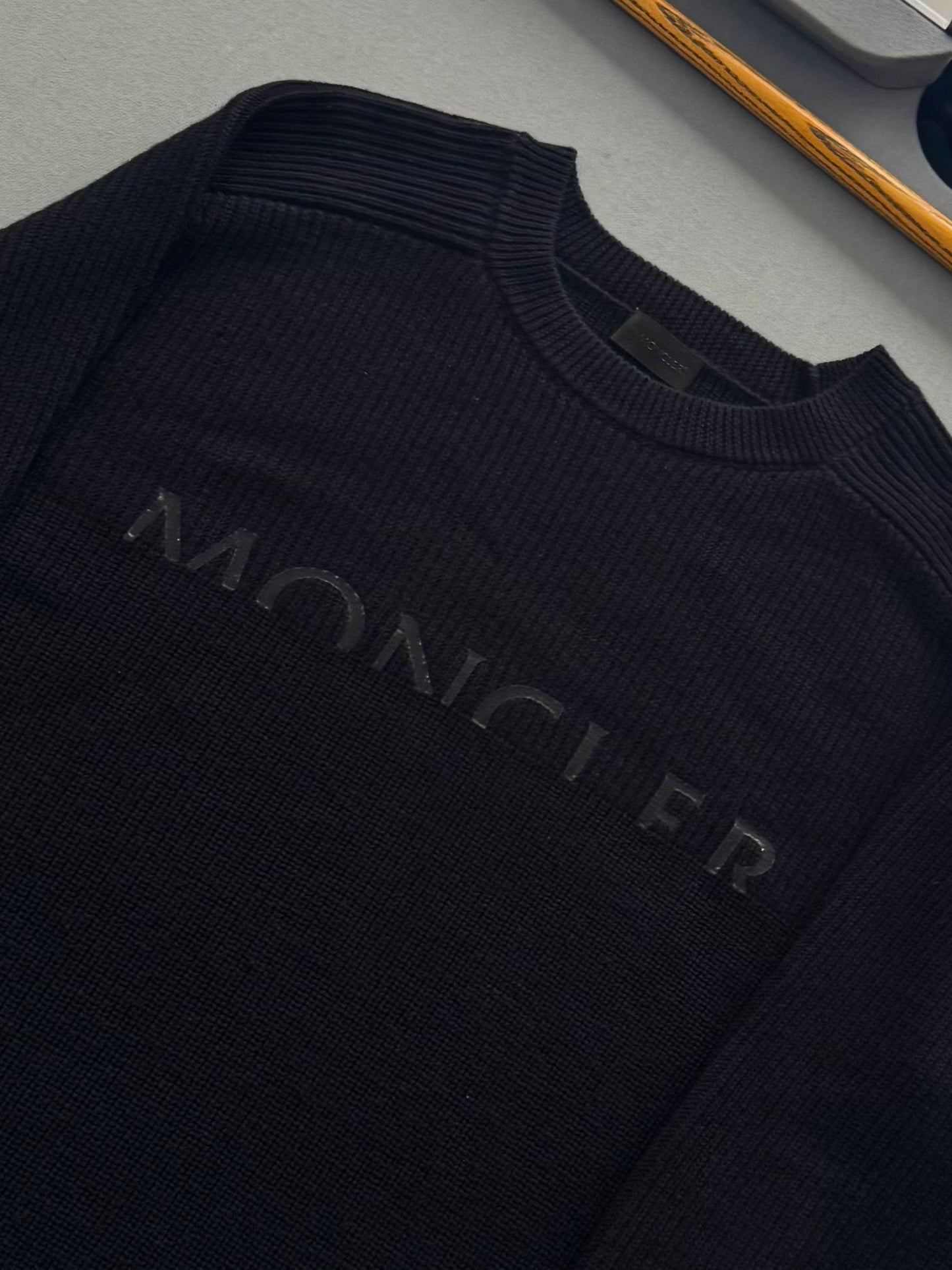 Moncler Black Tricot Logo Heavy Knit Jumper - XL (23''ptp)
