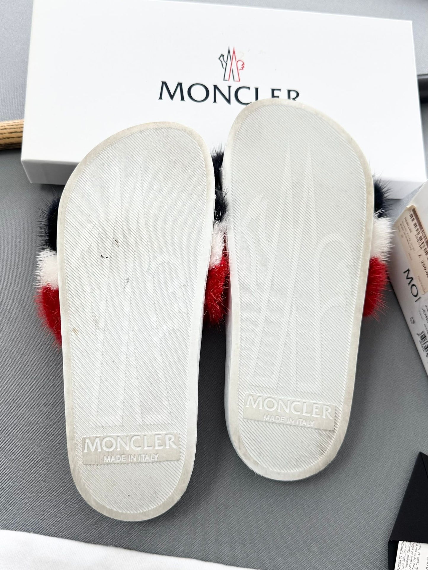 Moncler Jeanne Sliders - UK5 EU38