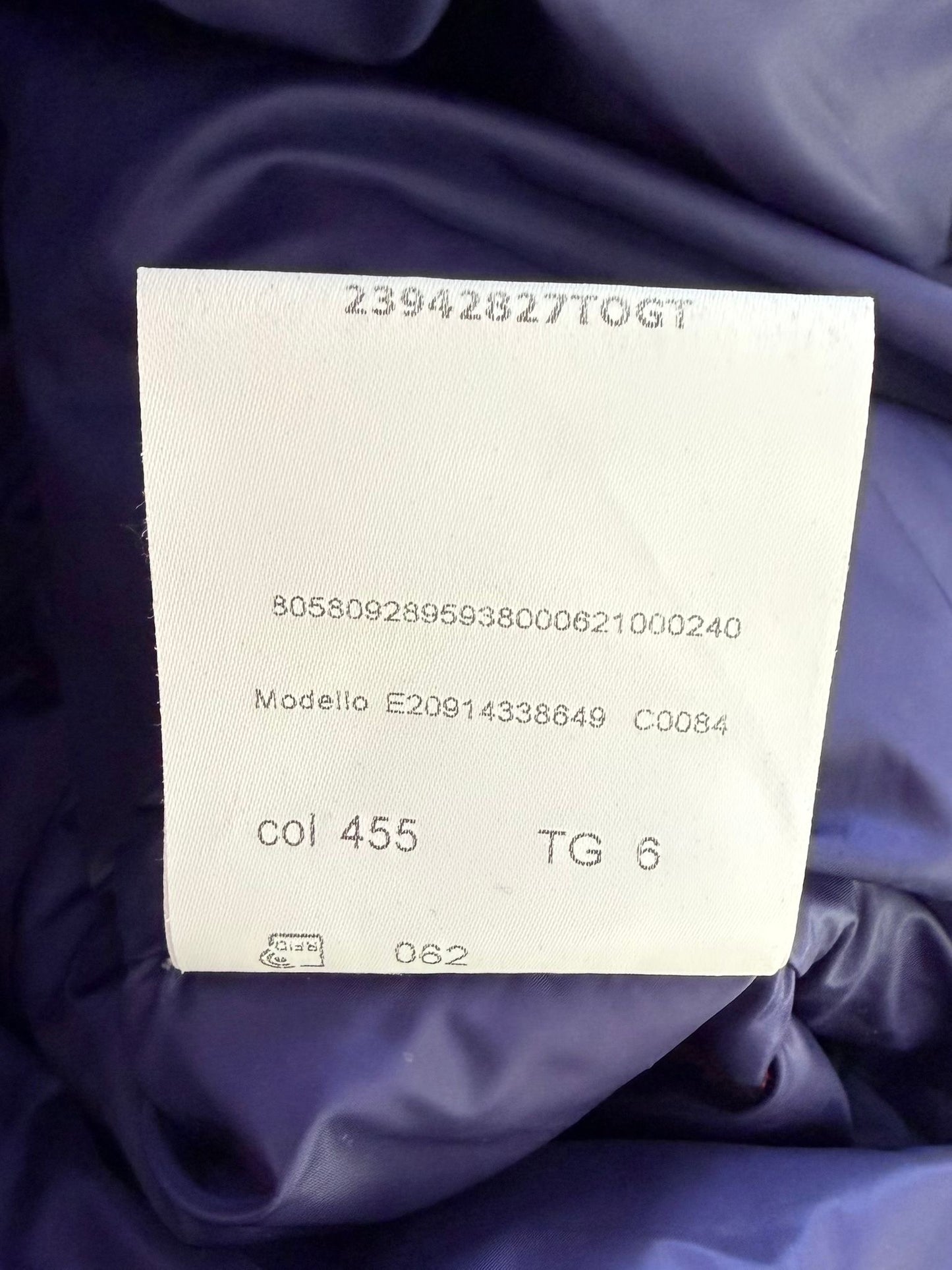 Moncler Red Billecart Down Puffer Hooded Gilet - size 6 (25” PTP) X large