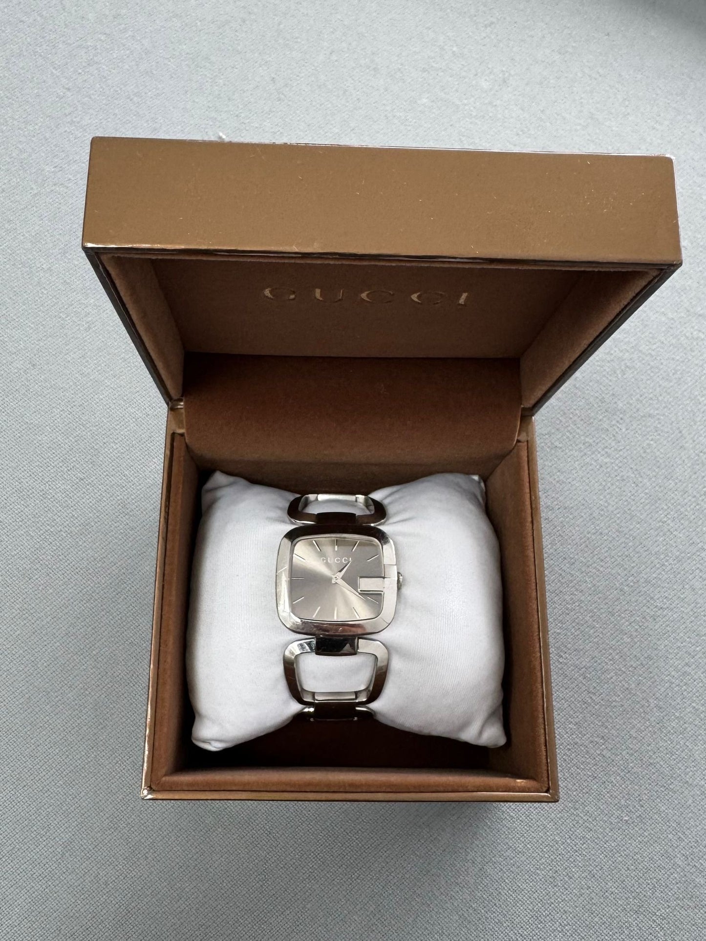 Gucci Champagne Dial Stainless Steel Ladies Watch 125.4