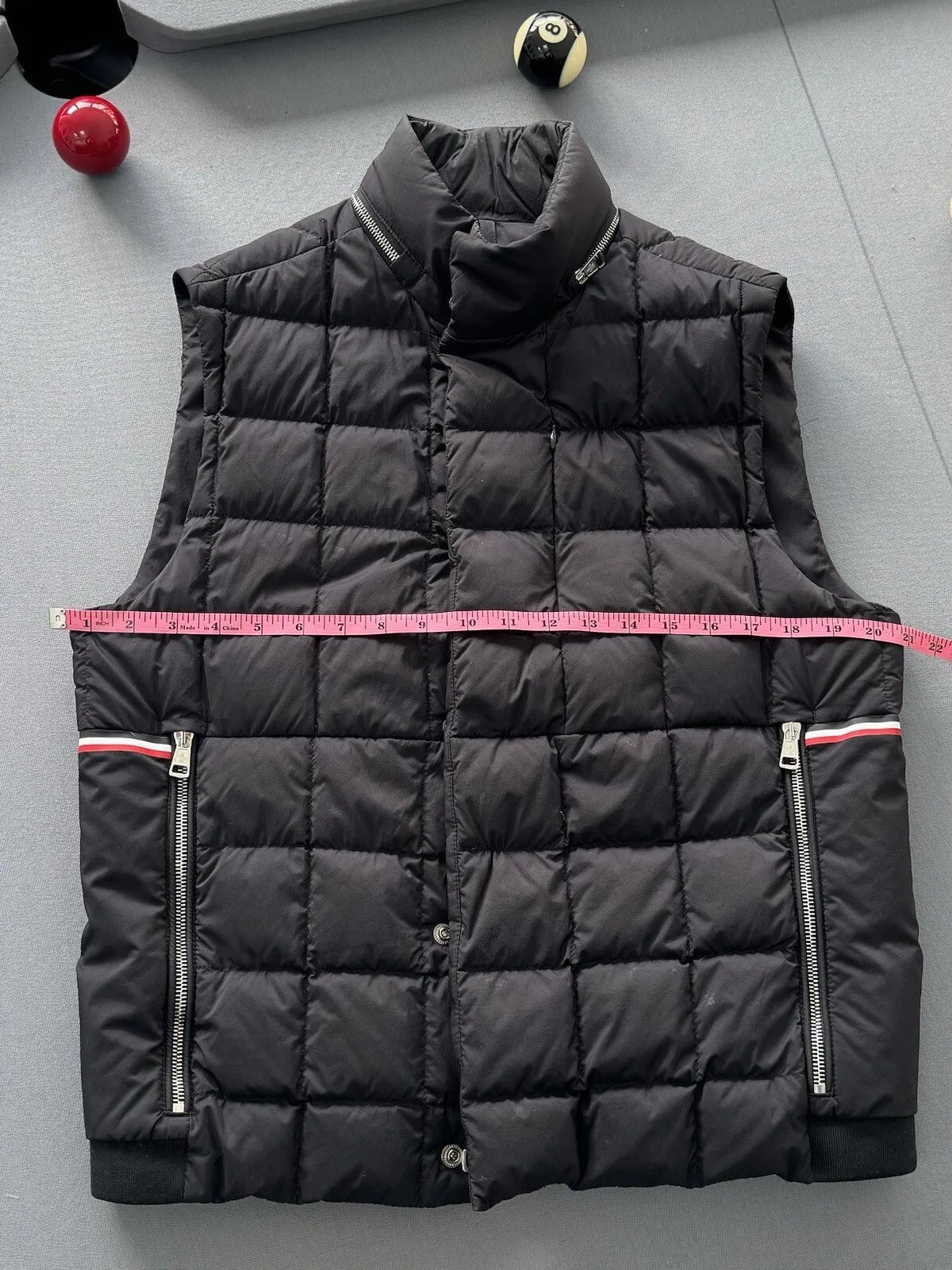 Moncler Black Thar Down Gilet - Medium - Size 2 - 20.5” PTP