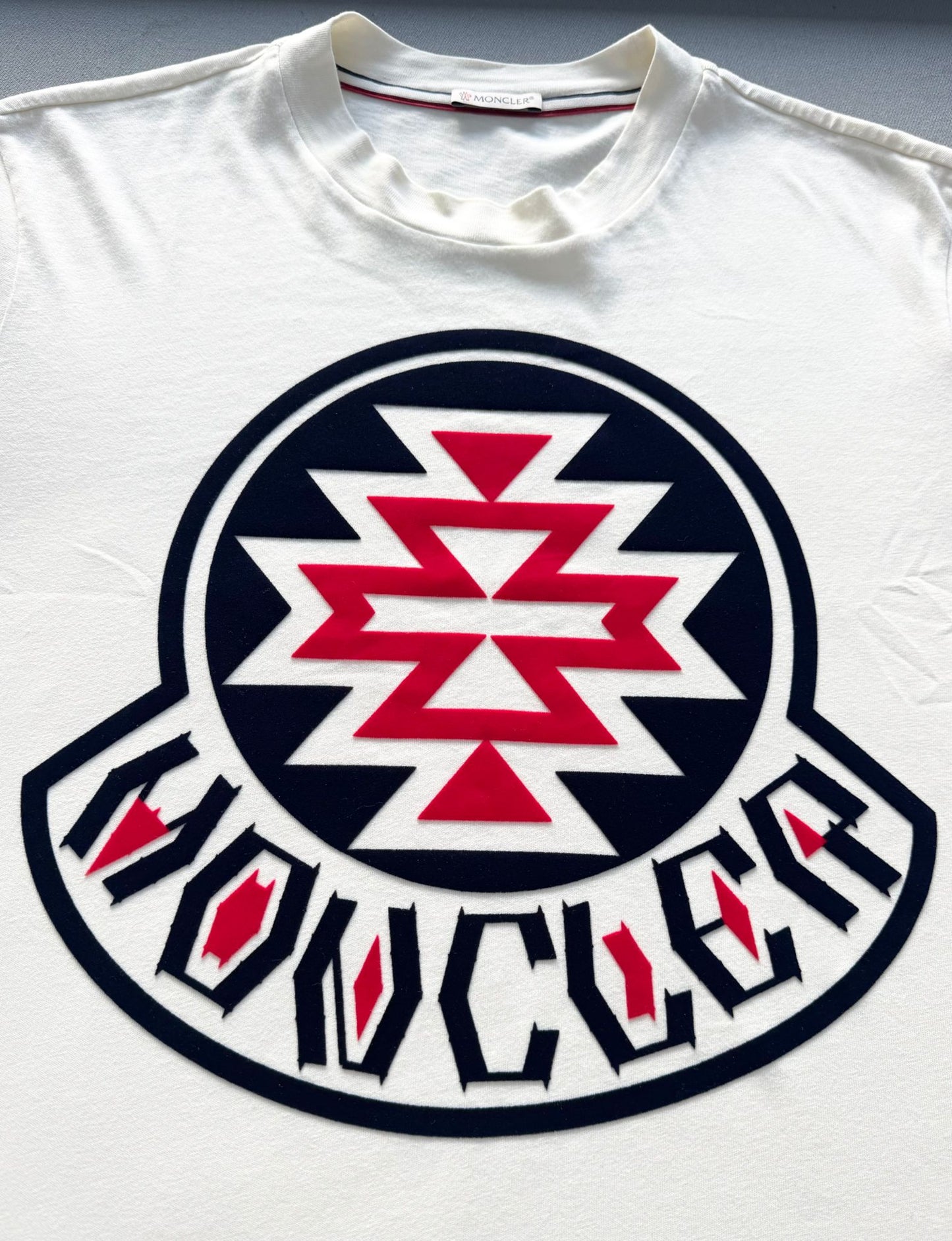 Moncler Off White Navajo Logo T-Shirt - Size: Medium (23.5''ptp)