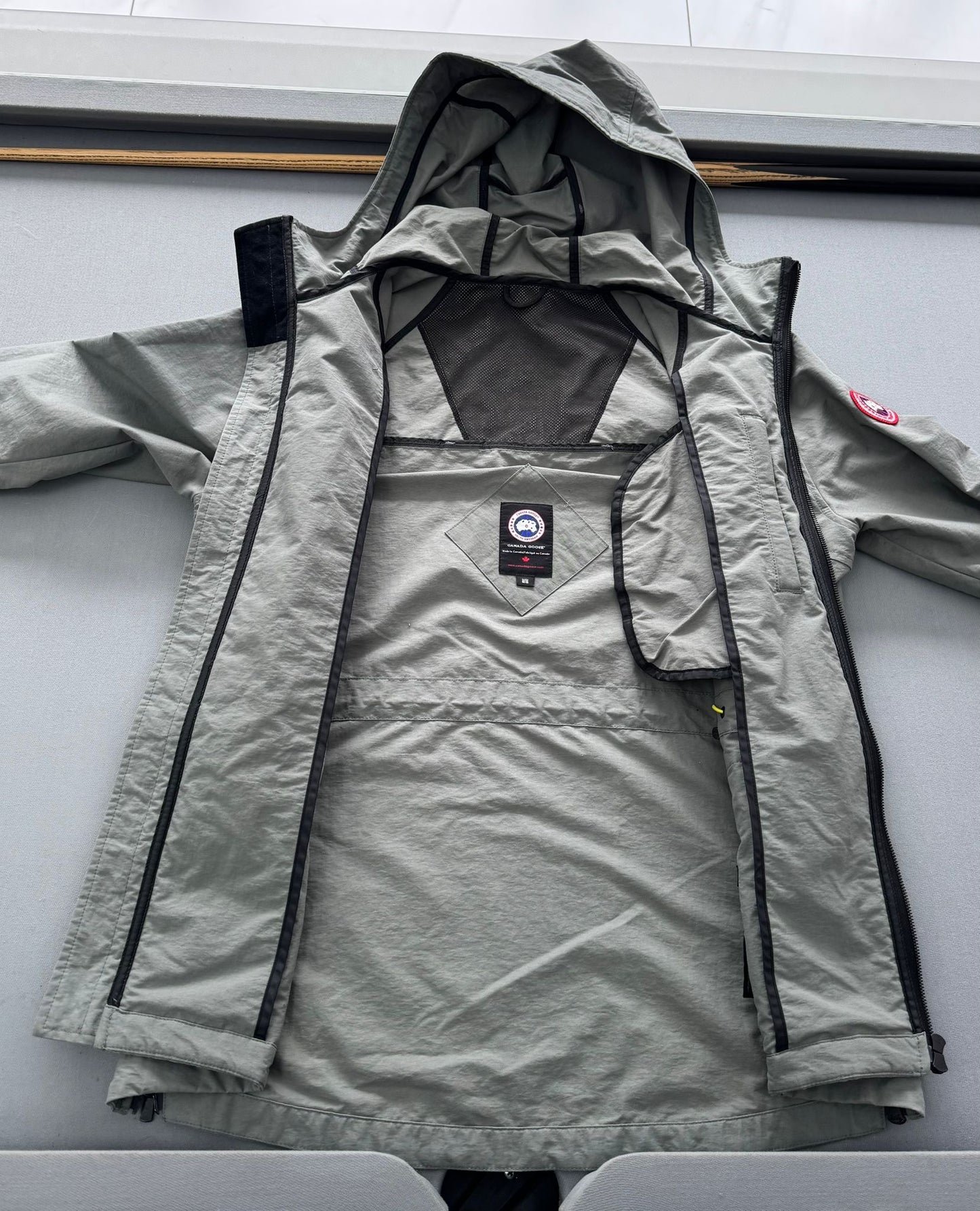 Canada Goose Redstone Grey Jacket - Medium (22''ptp)