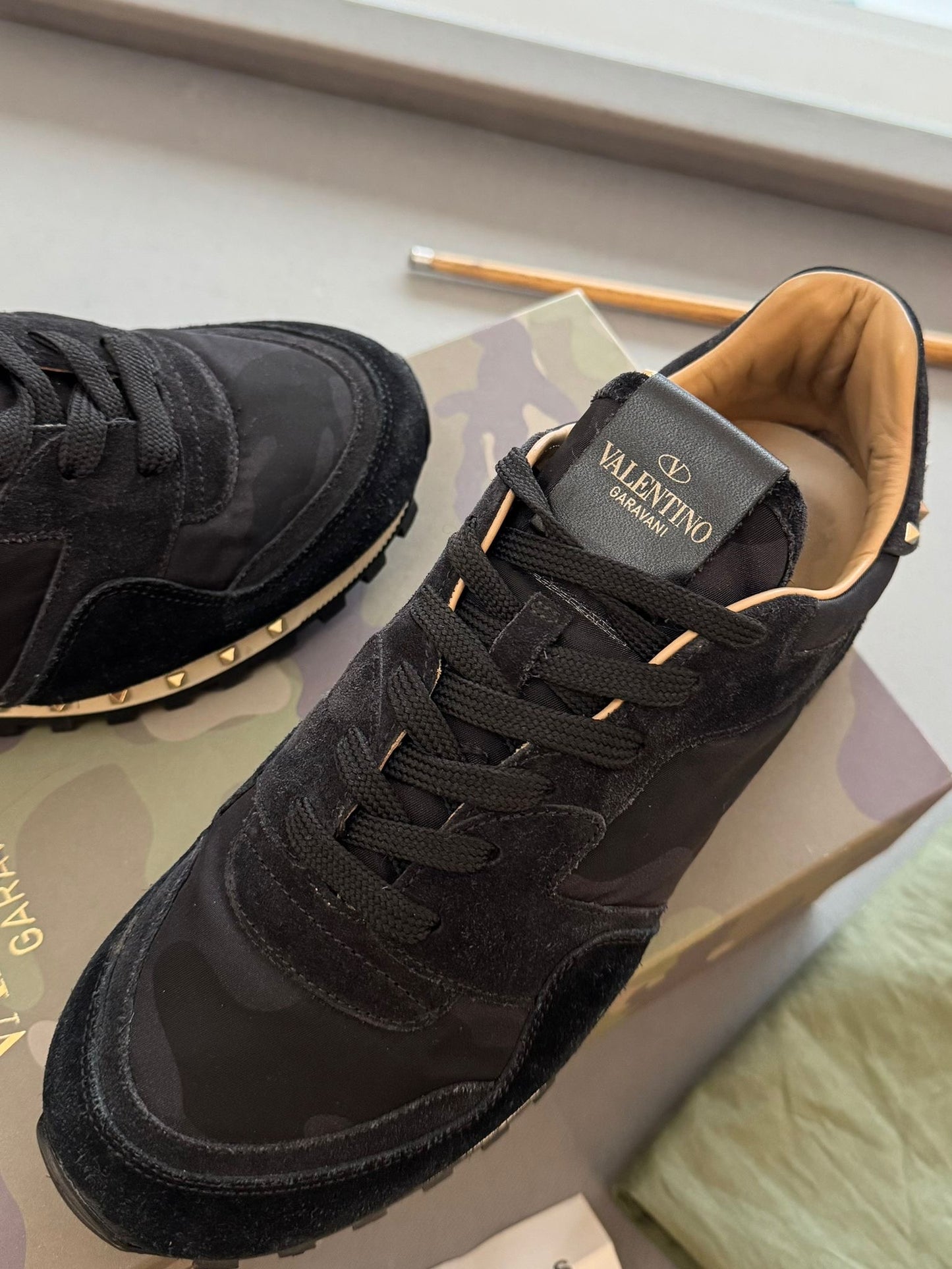 Valentino Garavani Black Suede Rockrunner Camo Trainers - UK7 (EU41)