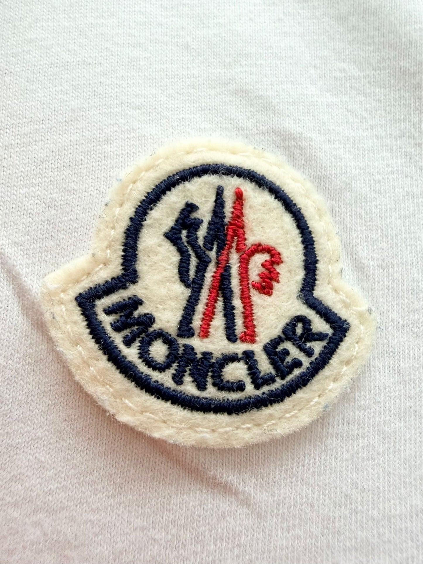 Moncler White Cotton Logo Round Neck TShirt - XL (22''ptp)