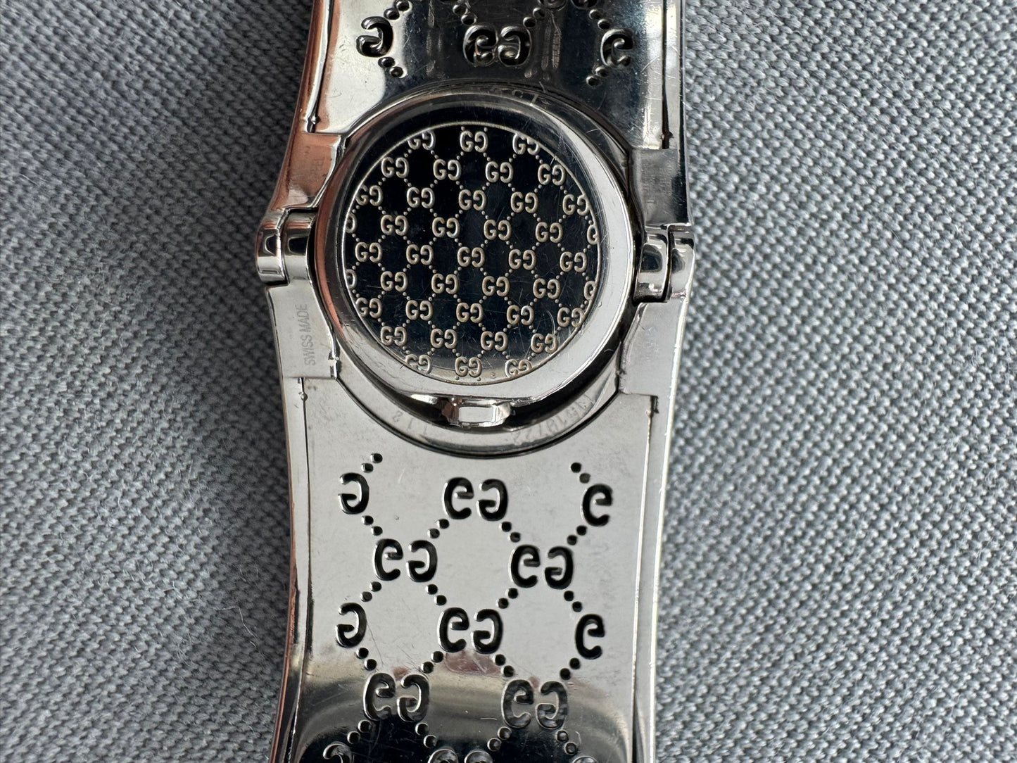 Gucci Diamond Bangle GG Women's Quartz Watch - Boxed