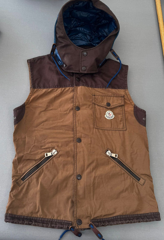 Moncler Mortiz Brown/ Tan Gilet - Size: 1 (Small/Medium) 20'' ptp