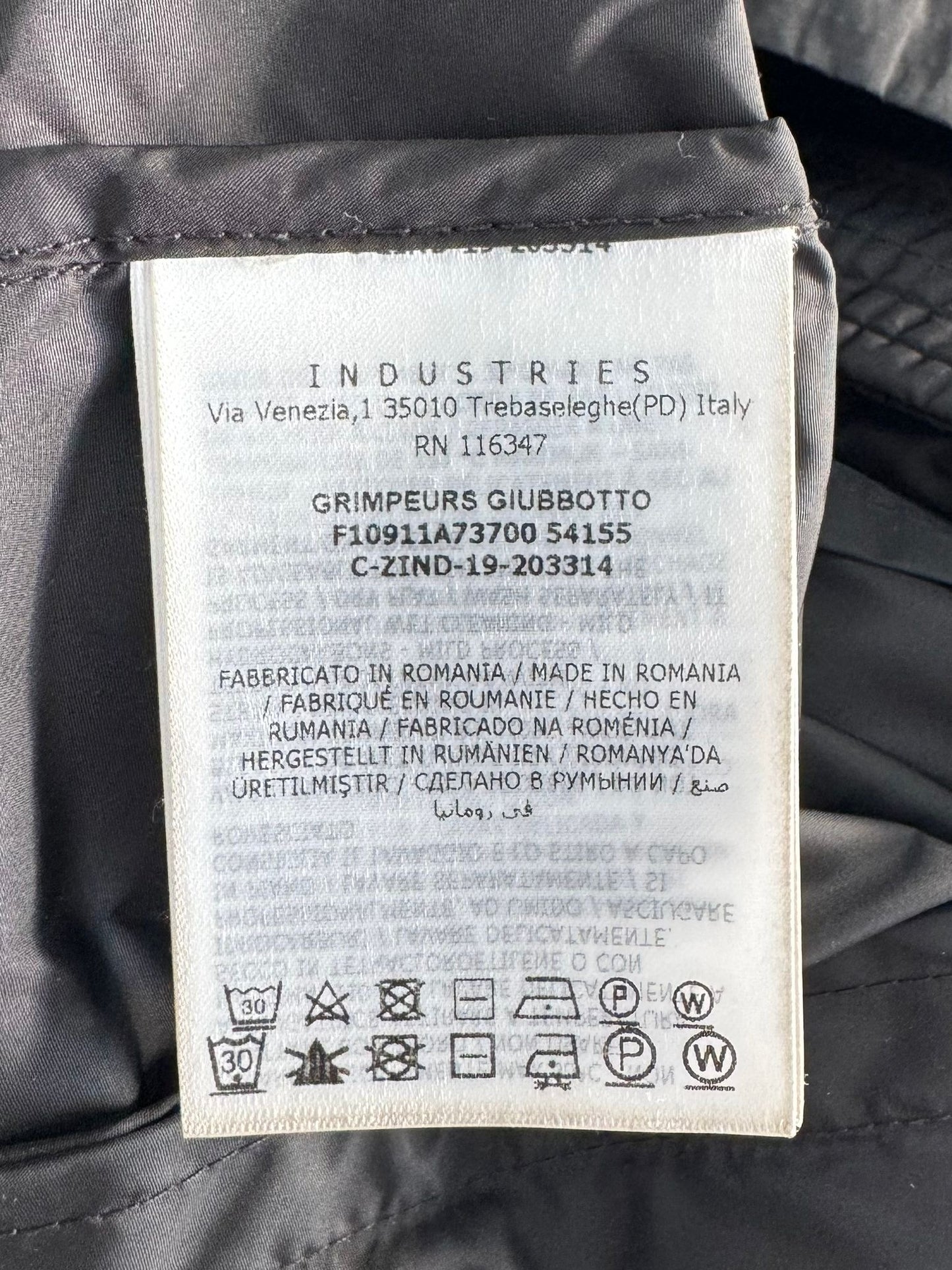 Moncler Black Nylon Hooded Grimpeurs Jacket - Size 5 (24''ptp)