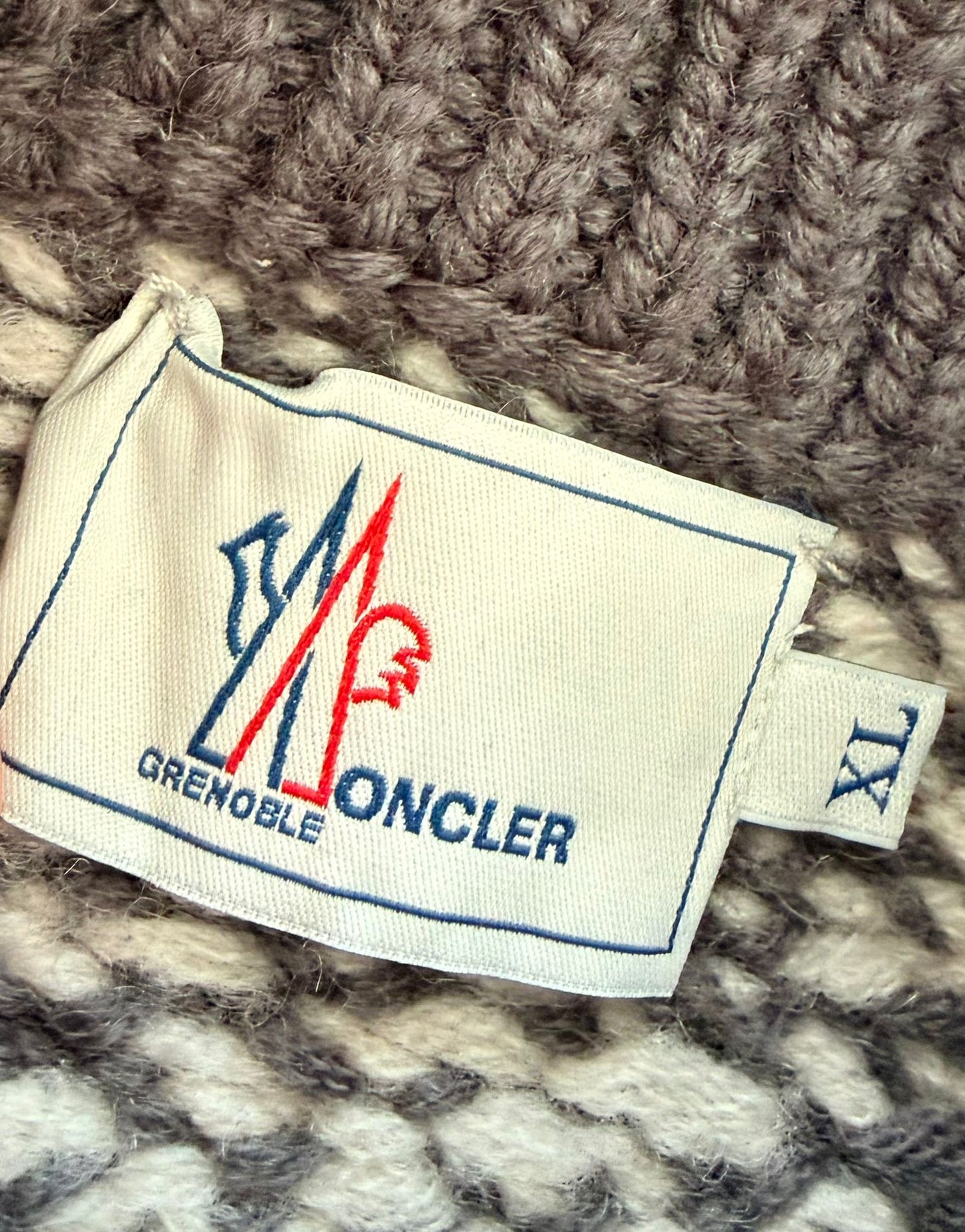 Moncler Grenoble Maglione Tricot Heavy Knit Grey Patterned Cardigan - Size: XL