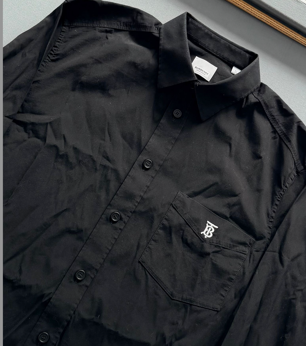 Burberry Black Logo-Embroidered Long Sleeved Shirt - XL (24''PTP)